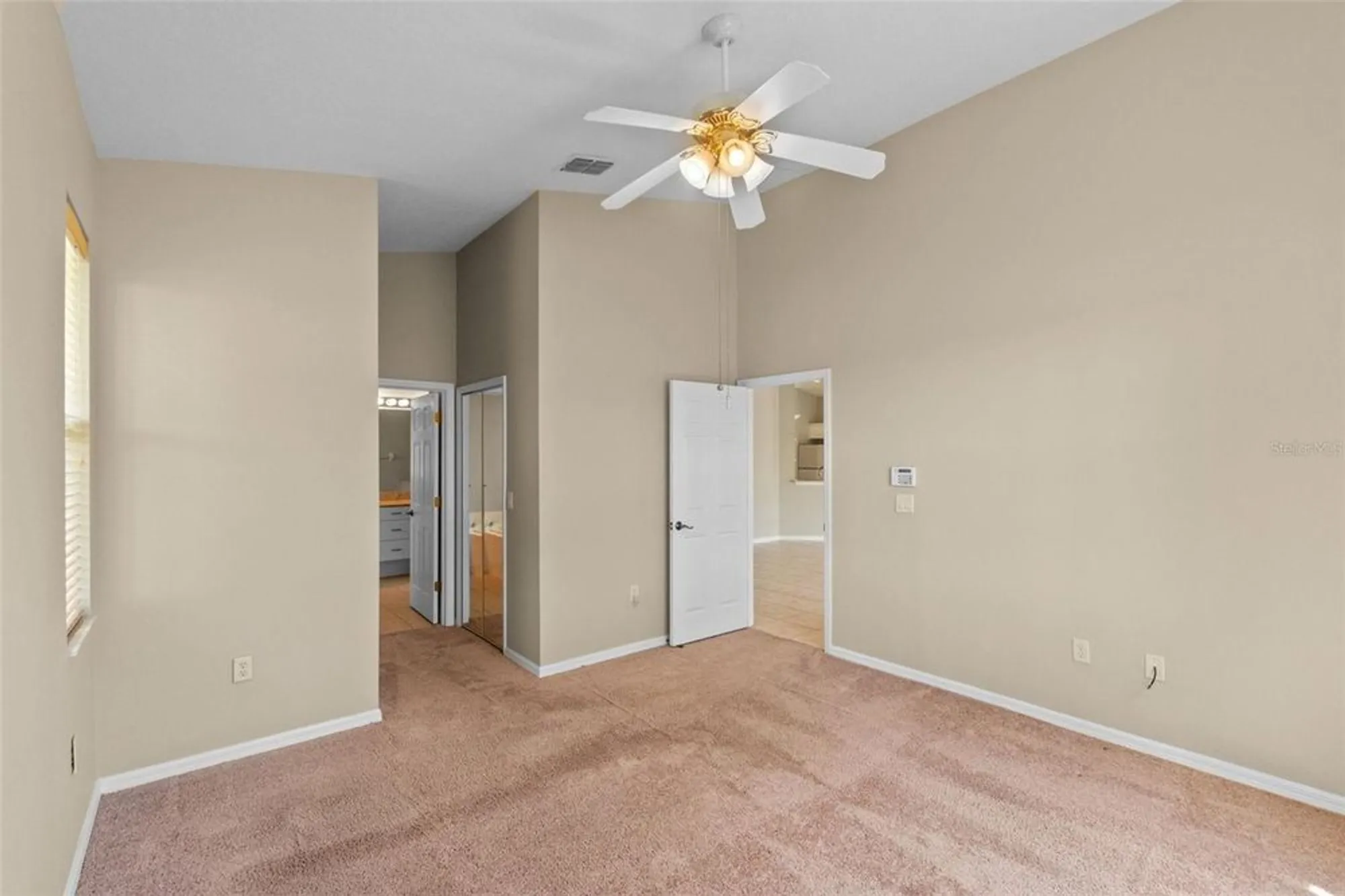 Property Slideshow image 21 of 63 | 890 summit greens blvd, Clermont, FL, 34711