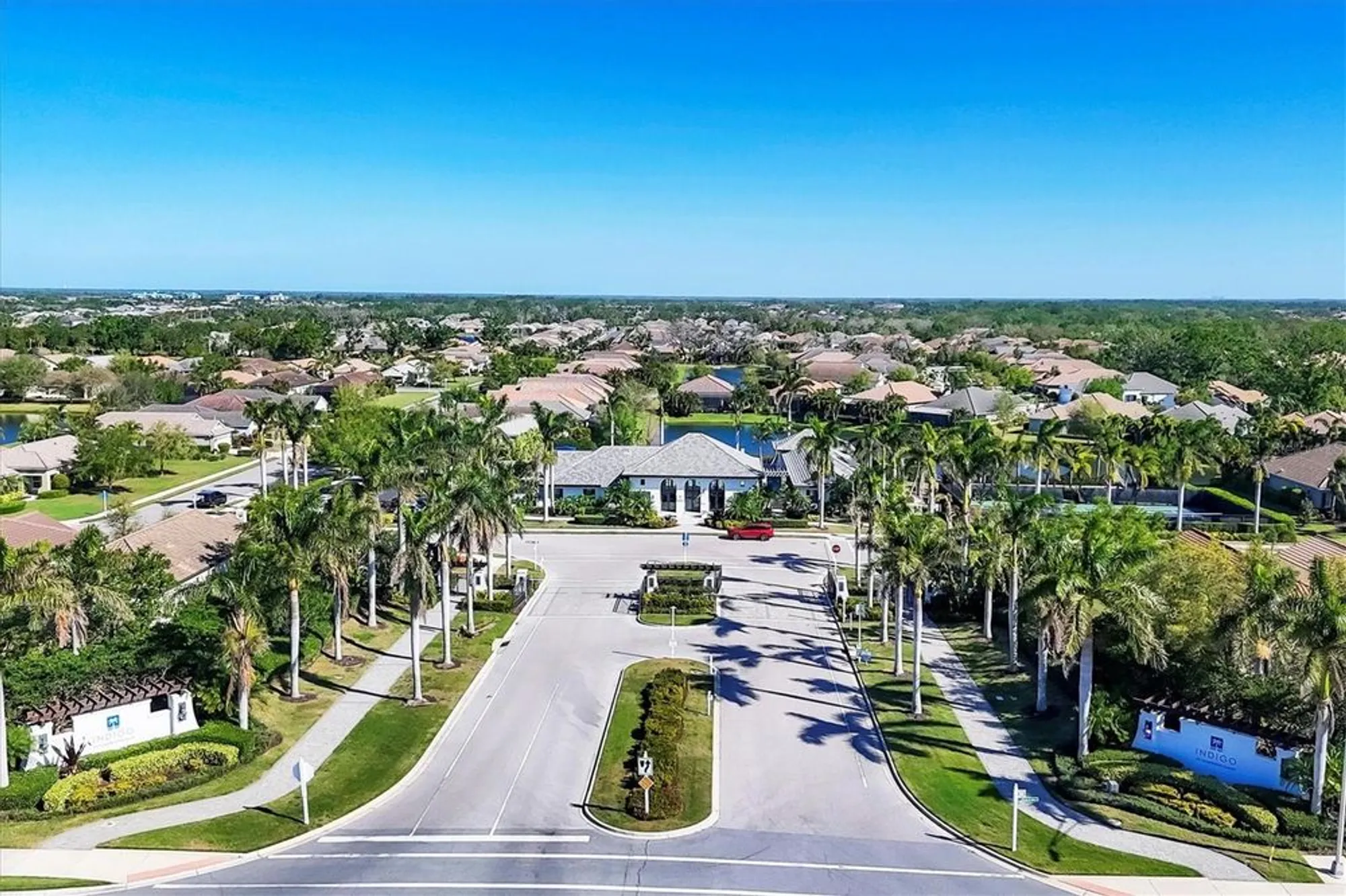 Property Slideshow image 61 of 81 | 4123 midnight blue run, Bradenton, FL, 34211