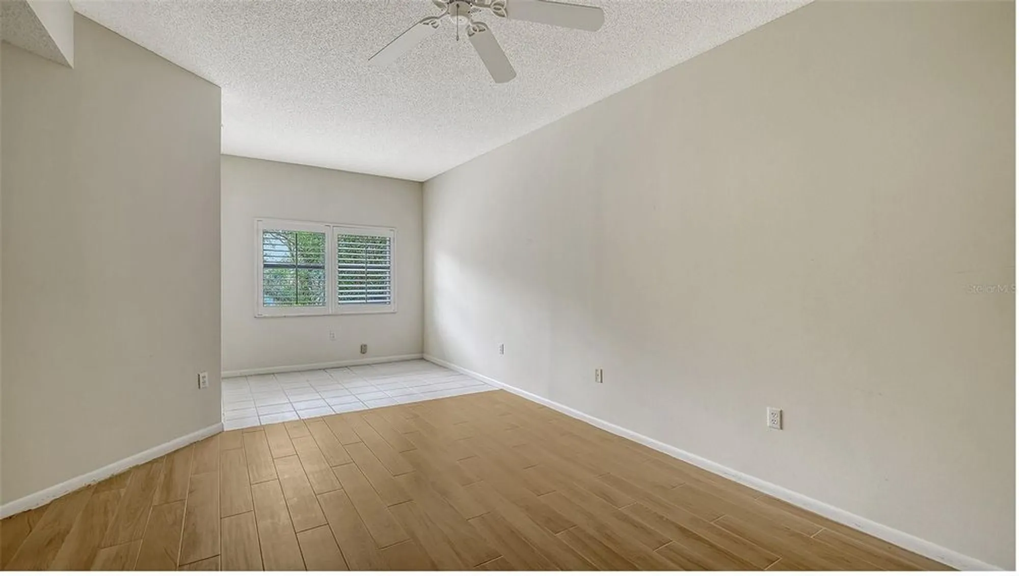 Property Slideshow image 17 of 72 | 1603 starling dr # 101, Sarasota, FL, 34231
