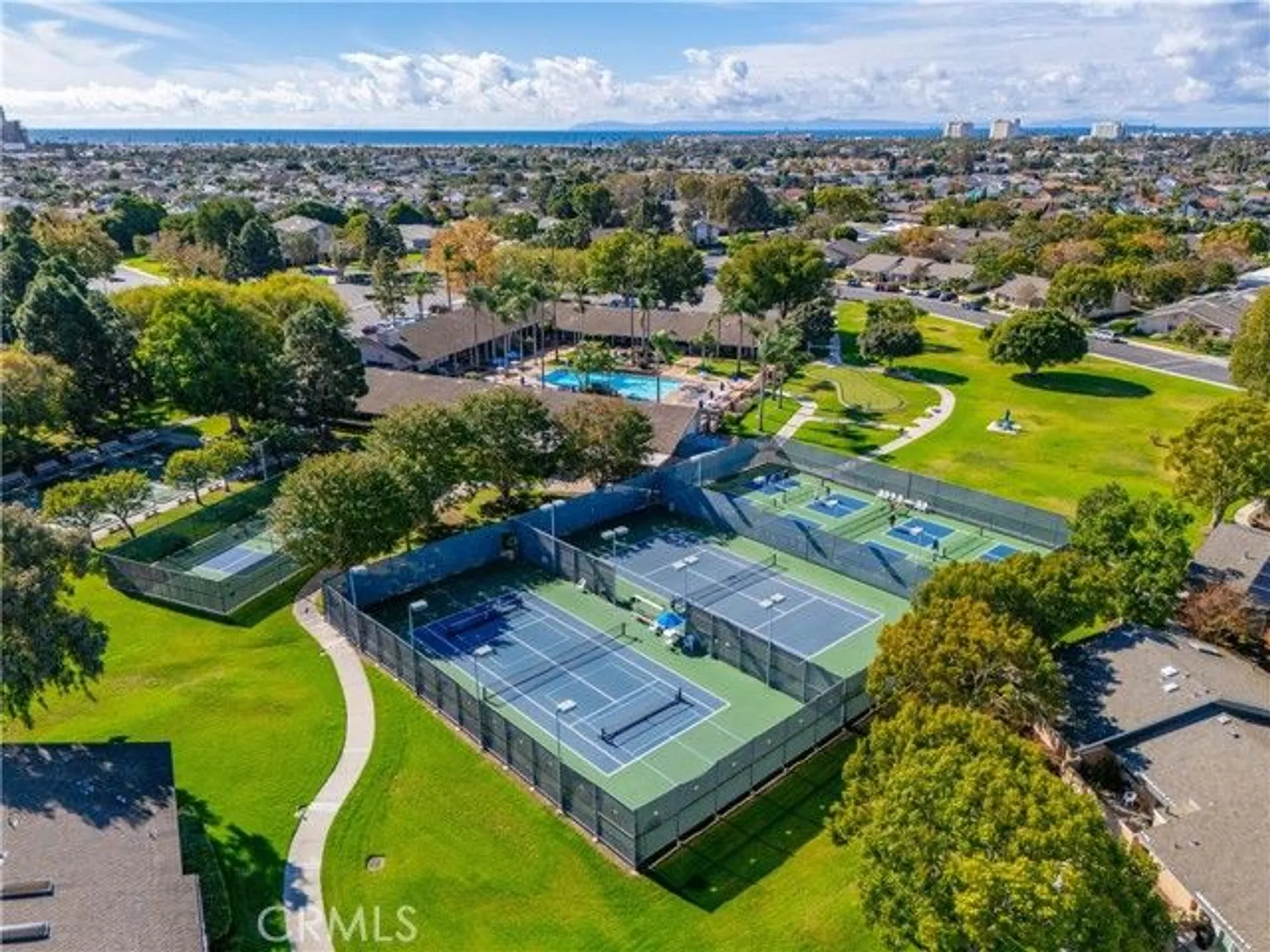 Property Slideshow image 22 of 32 | 8777 tulare dr unit 411h, Huntington Beach, CA, 92646