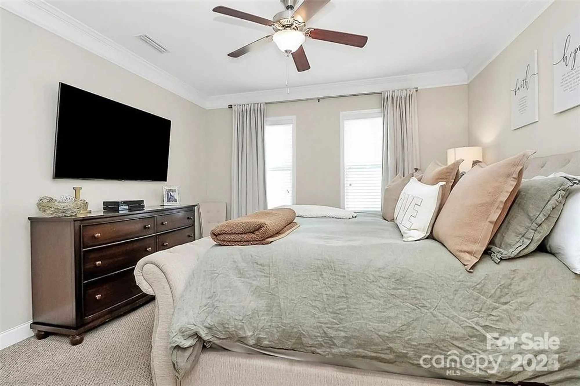 Property Slideshow image 19 of 44 | 4146 la crema dr, Charlotte, NC, 28214