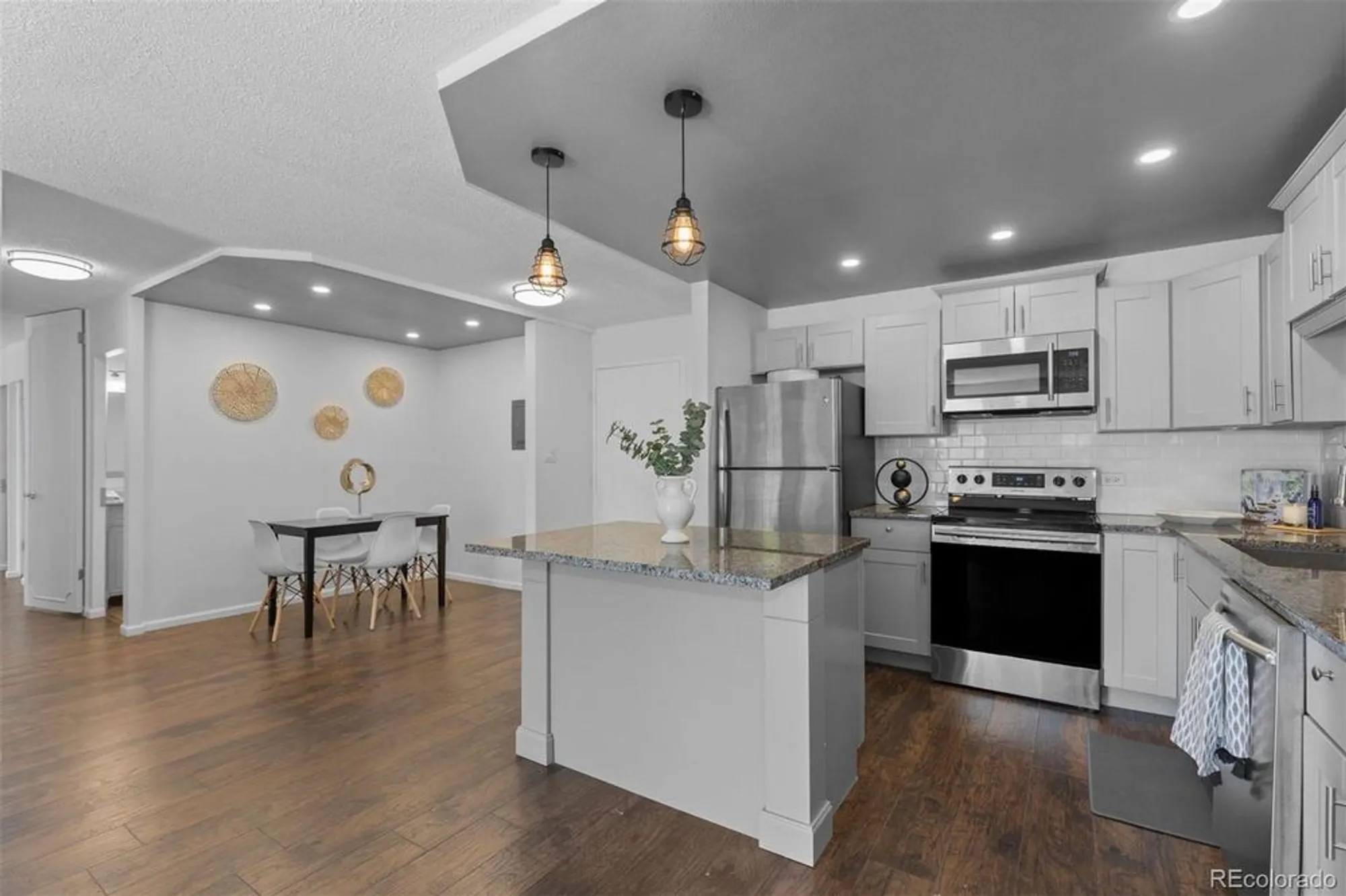Property Slideshow image 6 of 40 | 610 s clinton st apt 10a, Denver, CO, 80247