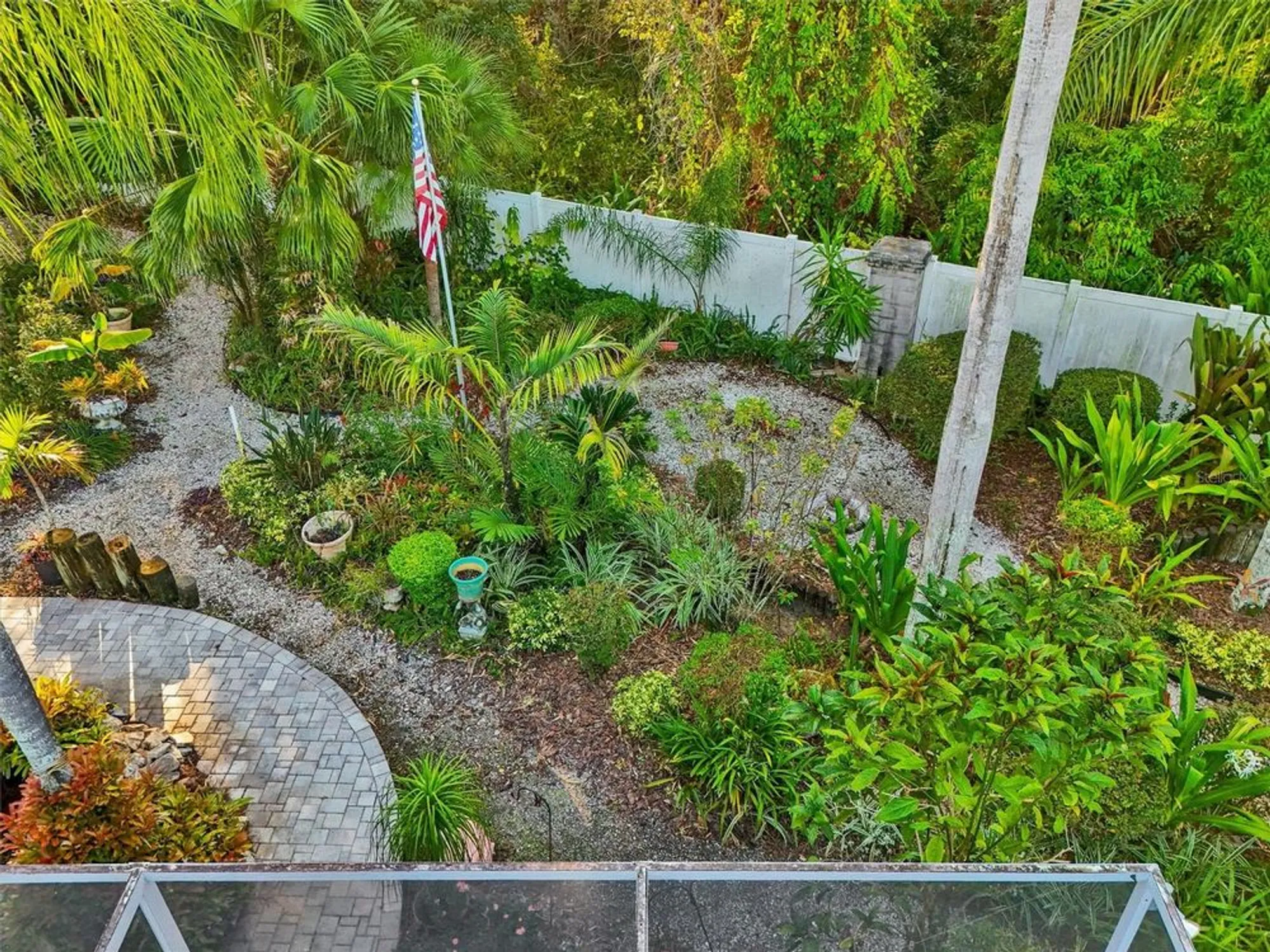 Property Slideshow image 37 of 63 | 4610 sandpointe dr, New Port Richey, FL, 34655