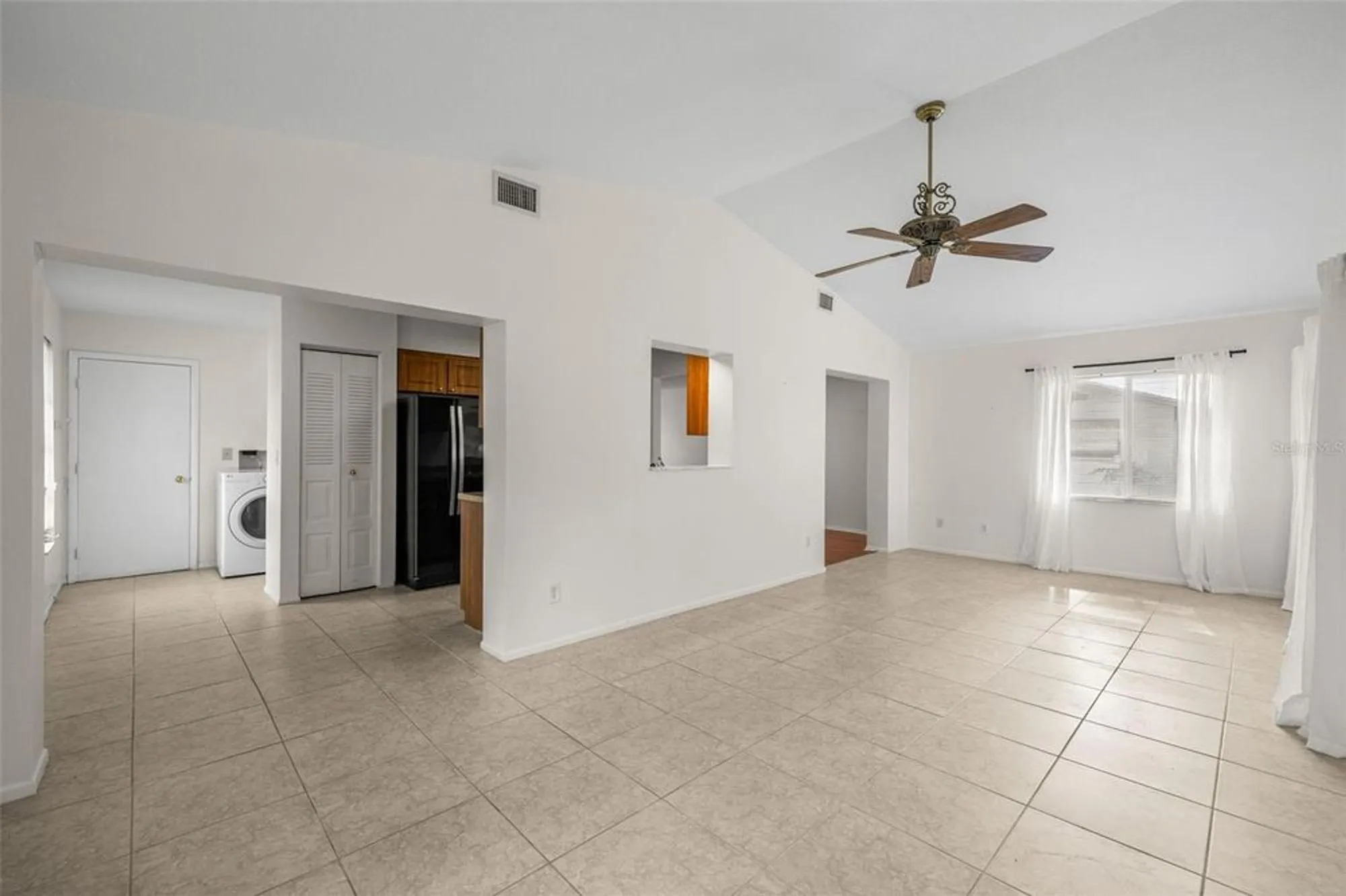 Property Slideshow image 15 of 50 | 142 stafford cir, Palm Harbor, FL, 34684