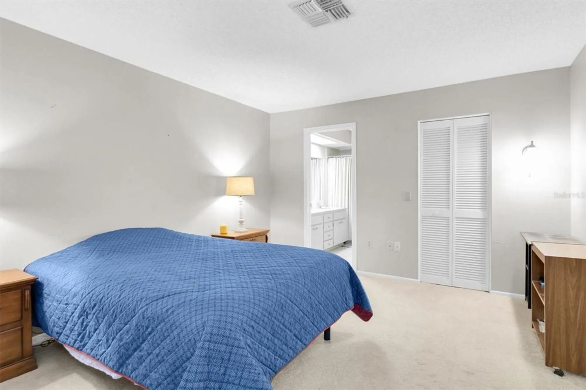 Property Slideshow image 13 of 54 | 9444 rockbridge cir, New Port Richey, FL, 34655