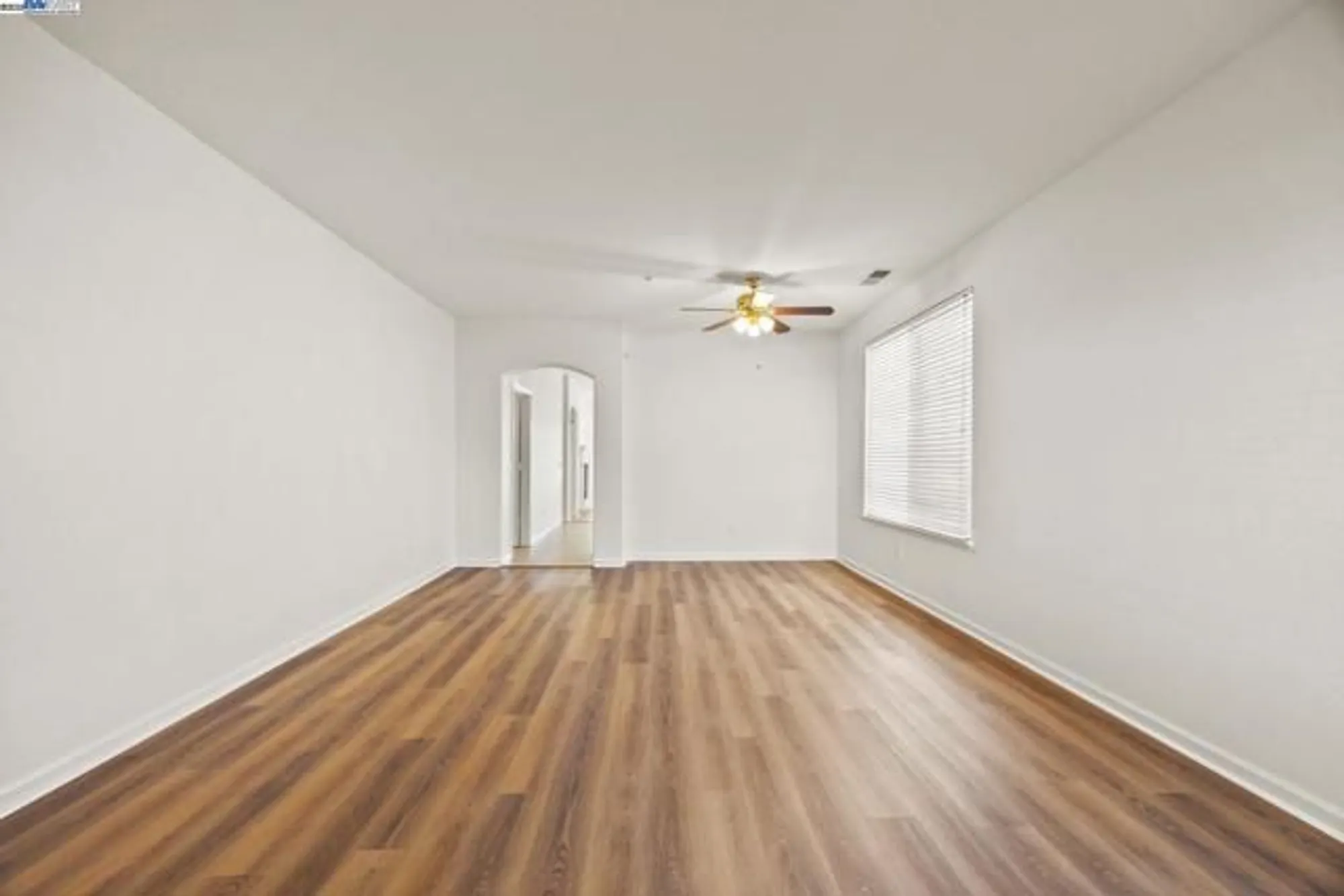 Property Slideshow image 5 of 36 | 993 centennial dr, Brentwood, CA, 94513