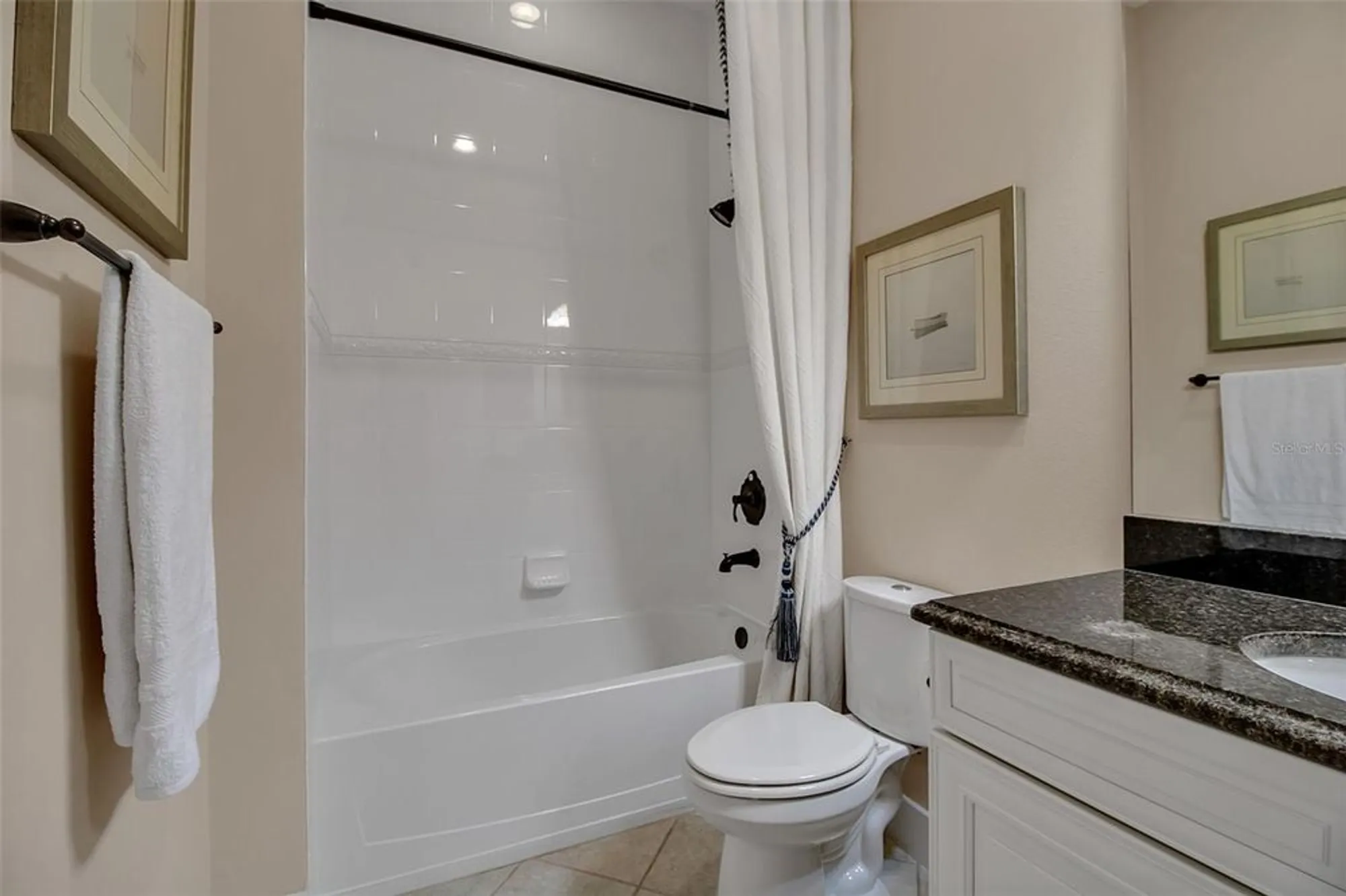 Property Slideshow image 57 of 99 | 321 sapphire lake dr 202, Bradenton, FL, 34209