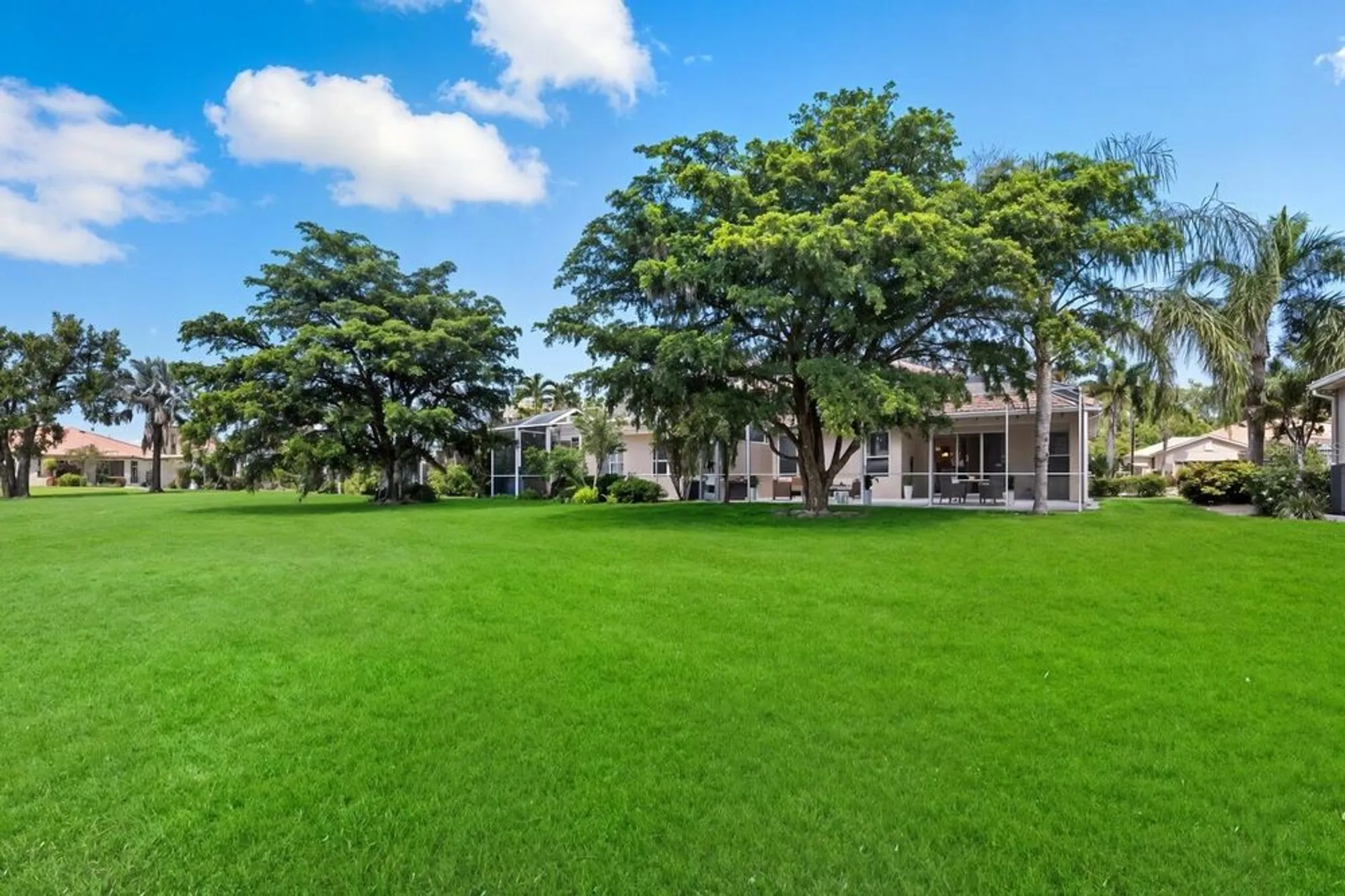 Property Slideshow image 35 of 50 | 4470 kariba lake ter, Sarasota, FL, 34243