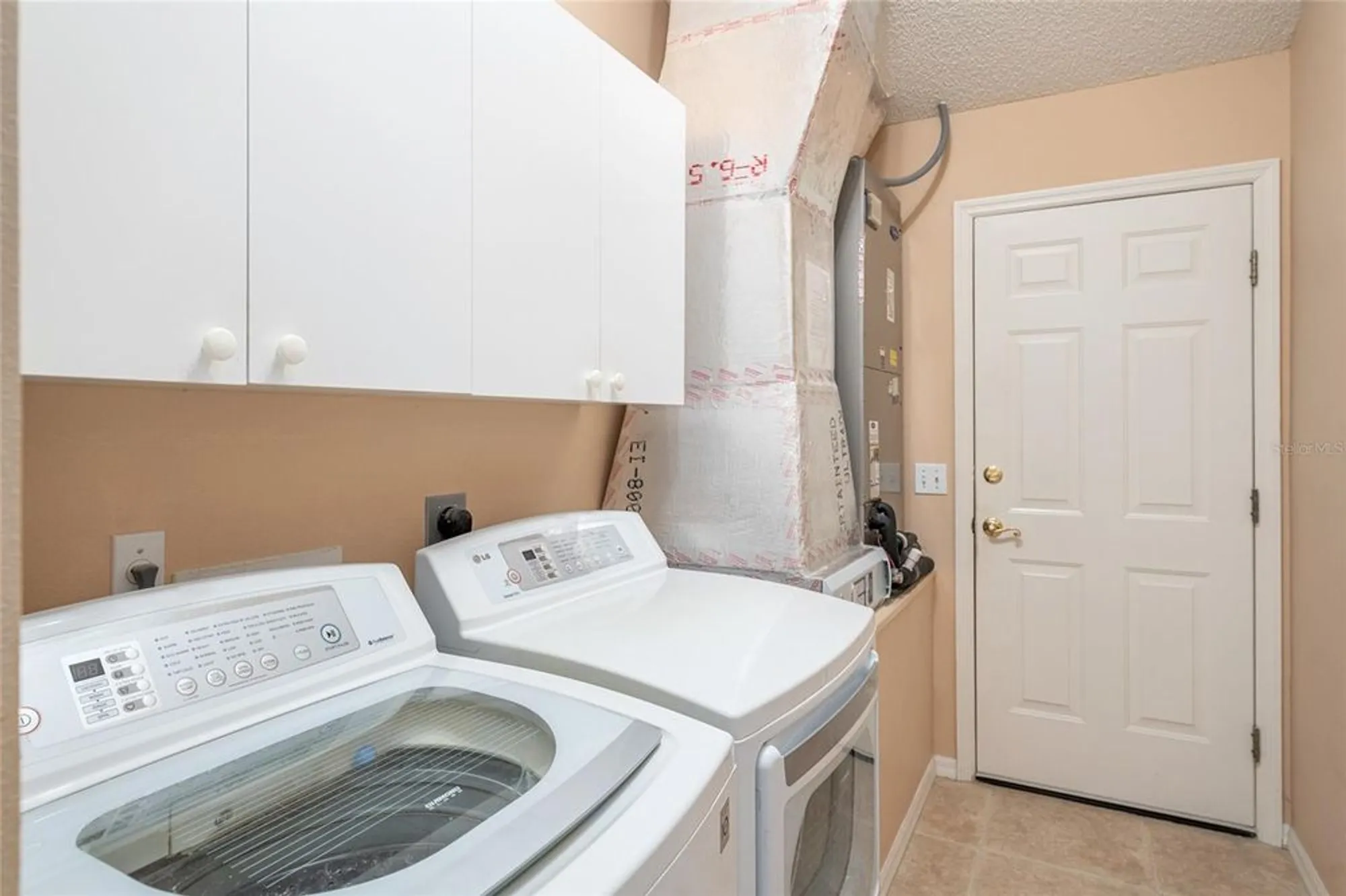 Property Slideshow image 22 of 38 | 411 aldama ave, The Villages, FL, 32159