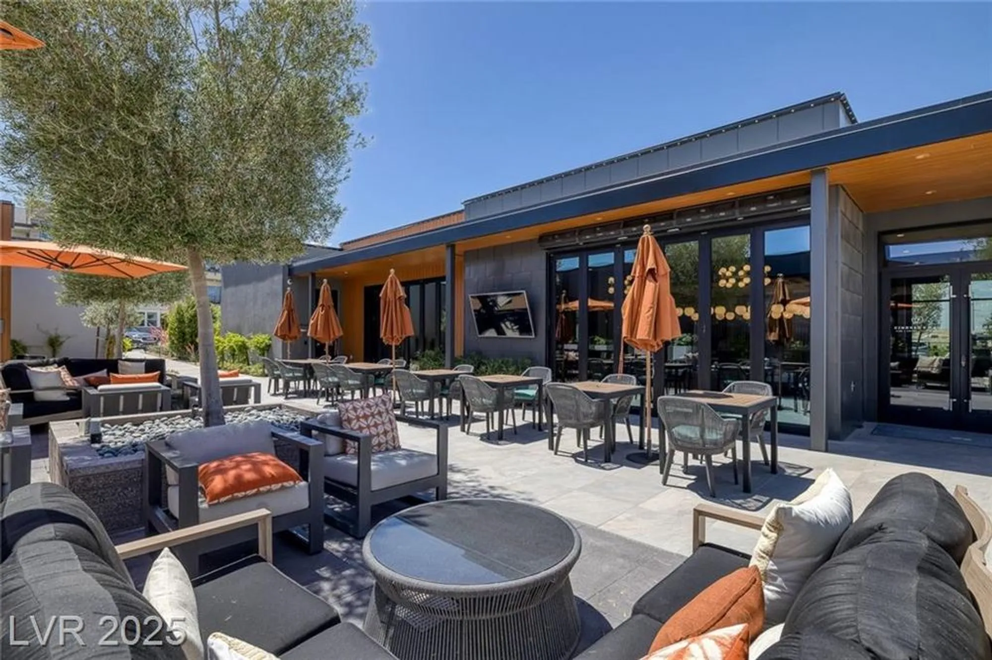 Property Slideshow image 39 of 42 | 9617 sard ln, Las Vegas, NV, 89143