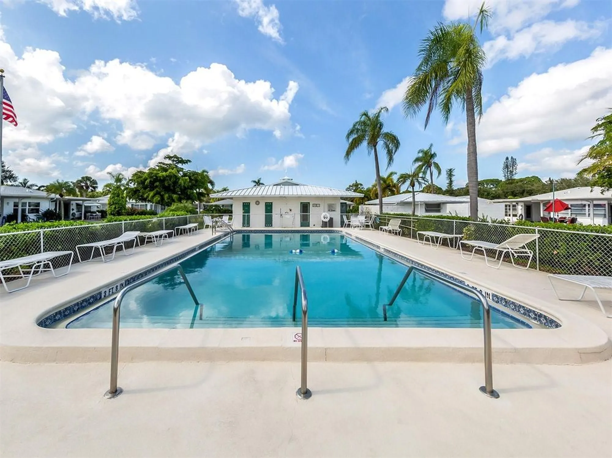 Property Slideshow image 24 of 48 | 168 the corso # 168, Venice, FL, 34285