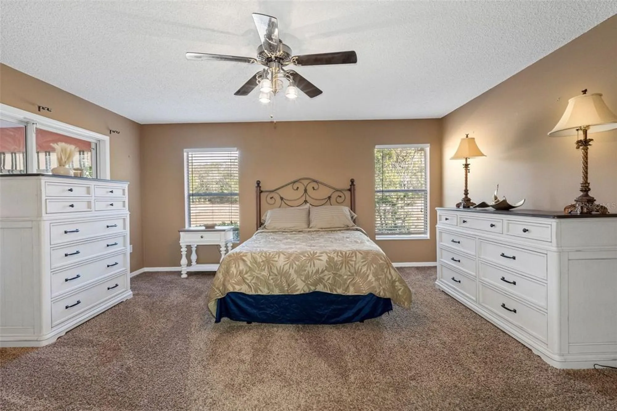 Property Slideshow image 9 of 51 | 18534 bent pine dr, Hudson, FL, 34667