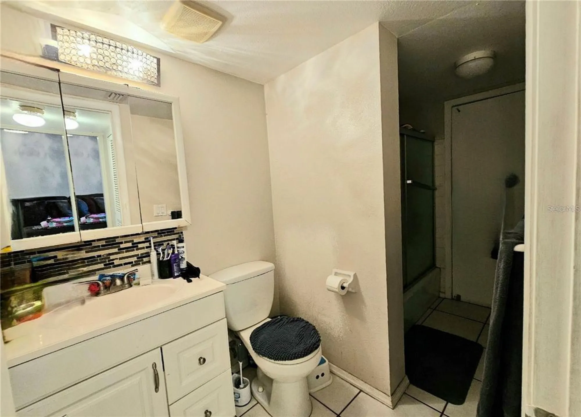 Property Slideshow image 17 of 17 | 4067 lake bayshore dr # 302, Bradenton, FL, 34205