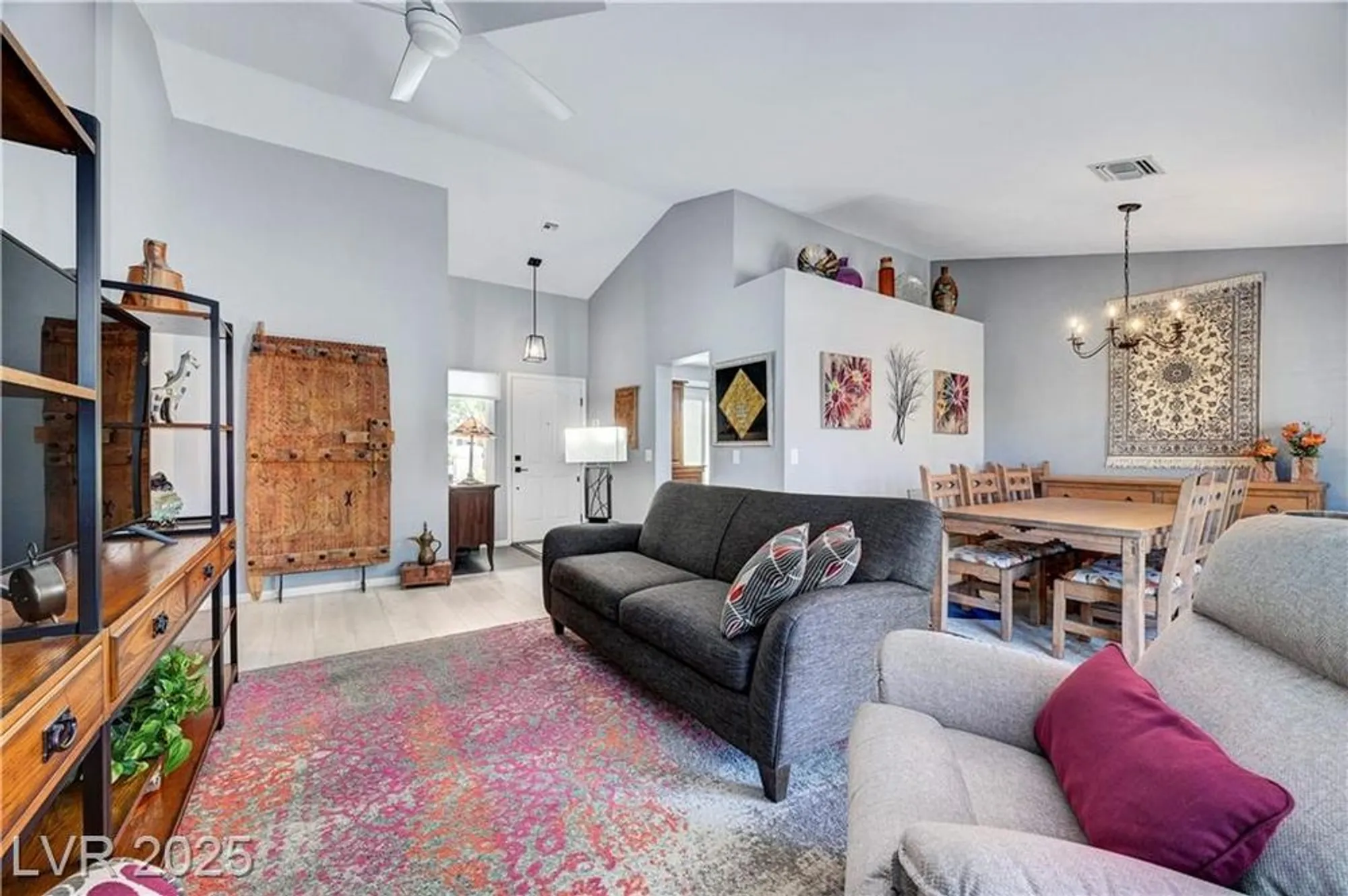 Property Slideshow image 7 of 55 | 2456 desert butte dr, Las Vegas, NV, 89134