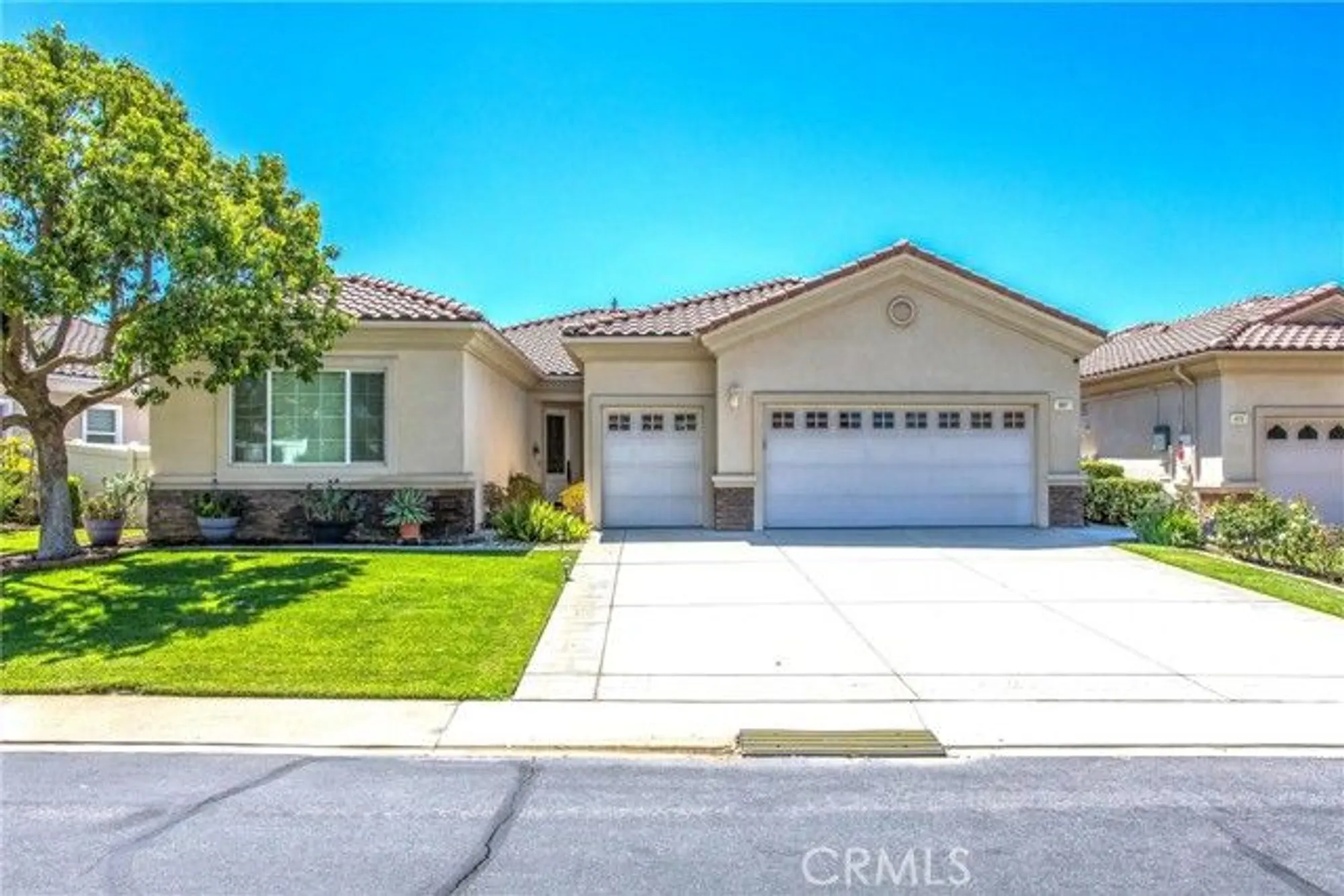 Property Slideshow image 4 of 36 | 967 hidden oaks dr, Beaumont, CA, 92223
