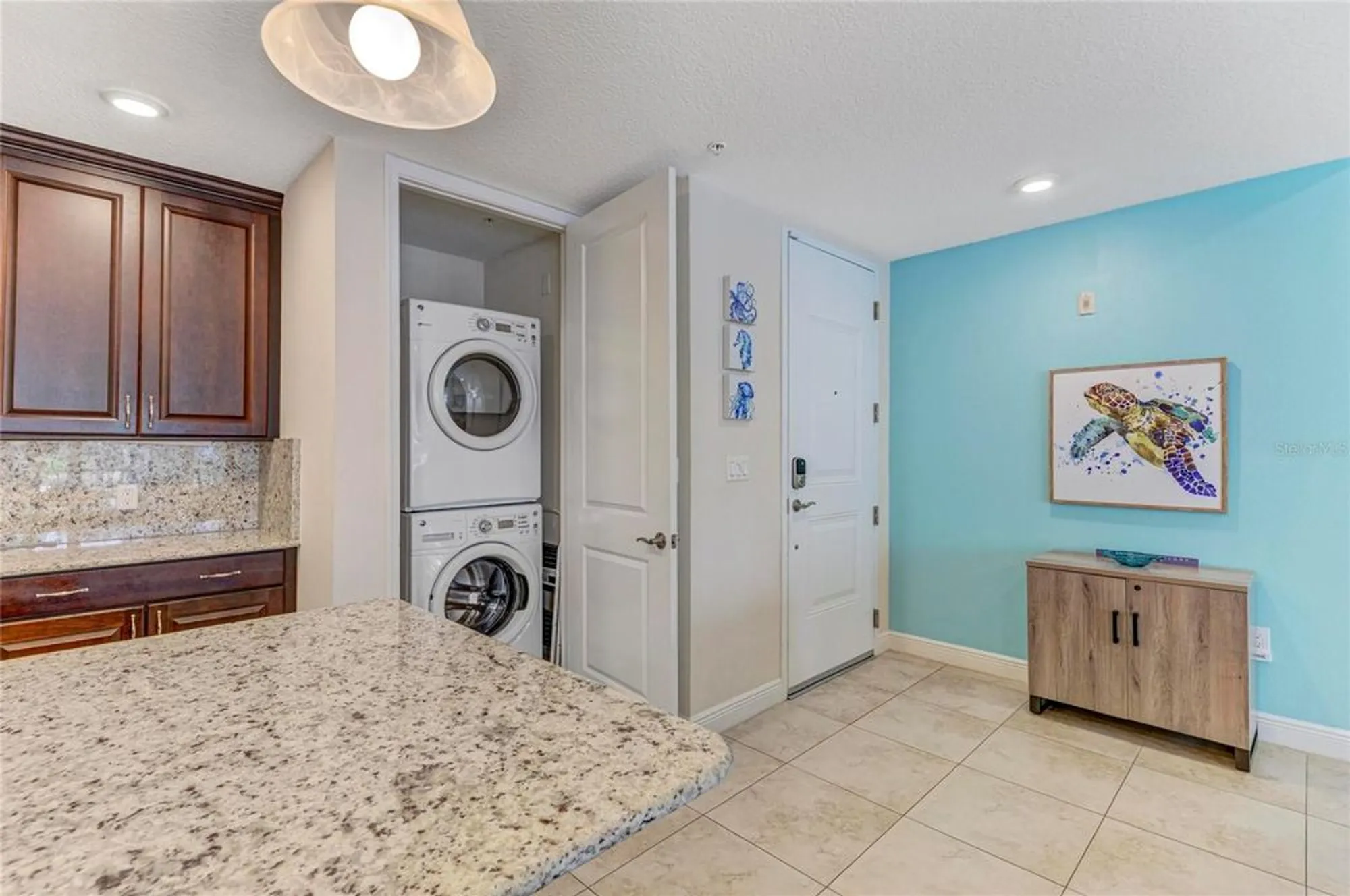Property Slideshow image 28 of 100 | 391 aruba cir unit 101, Bradenton, FL, 34209