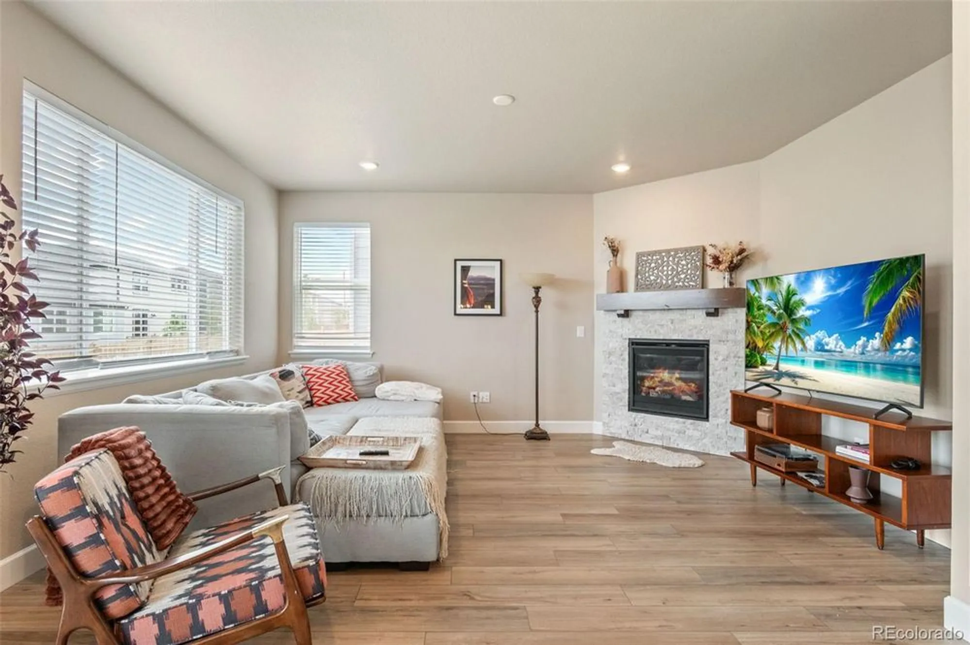 Property Slideshow image 19 of 39 | 3888 red valley ln, Castle Rock, CO, 80104