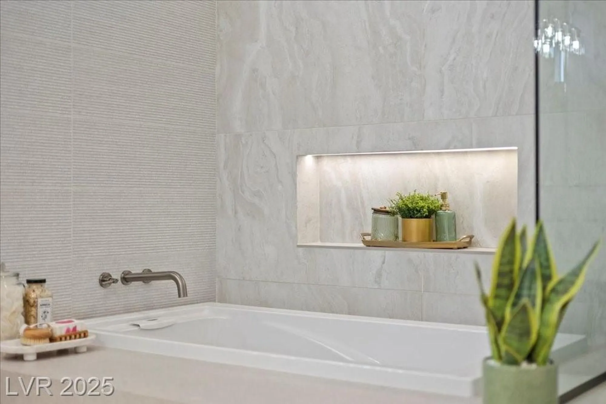 Property Slideshow image 39 of 78 | 2508 faiss dr, Las Vegas, NV, 89134