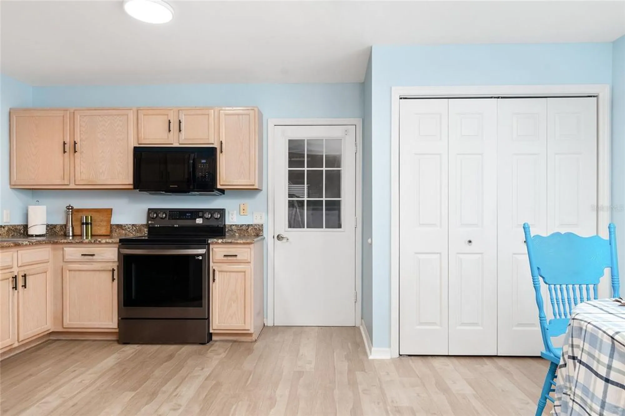 Property Slideshow image 22 of 65 | 906 santa anna ln, The Villages, FL, 32159
