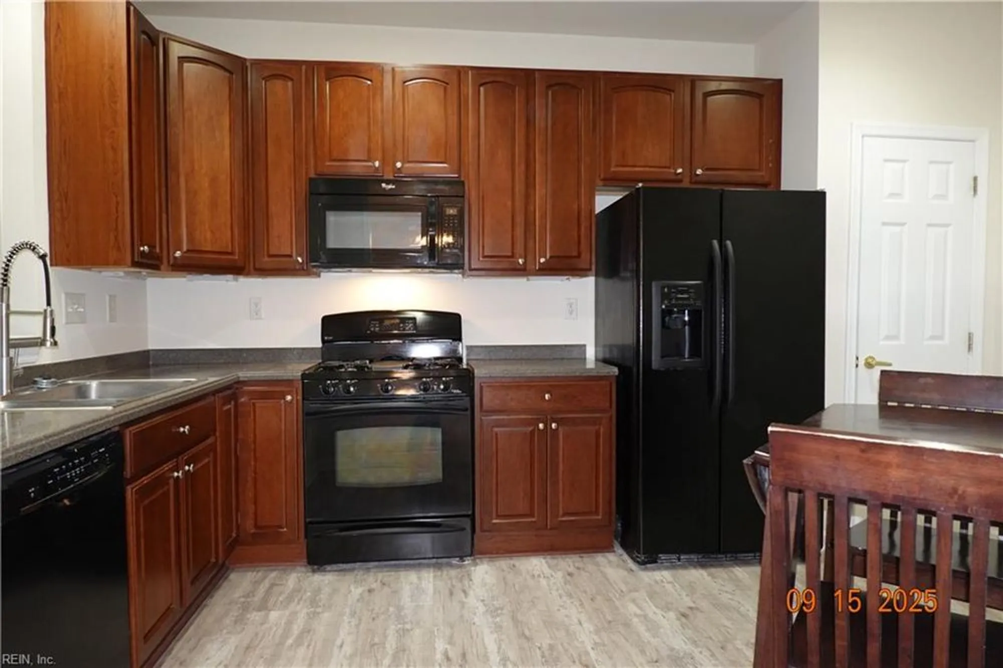 Property Slideshow image 5 of 21 | 4304 keaton ln, Williamsburg, VA, 23188