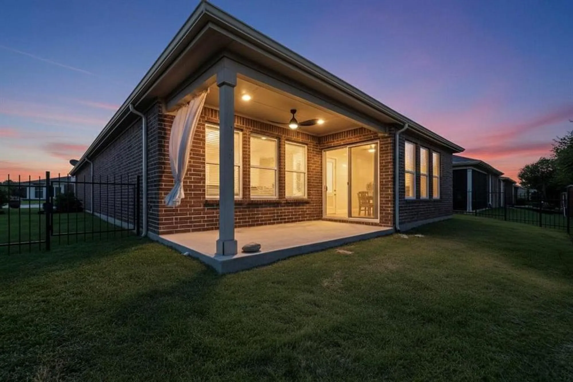 Property Slideshow image 29 of 33 | 1368 troon dr, Frisco, TX, 75036