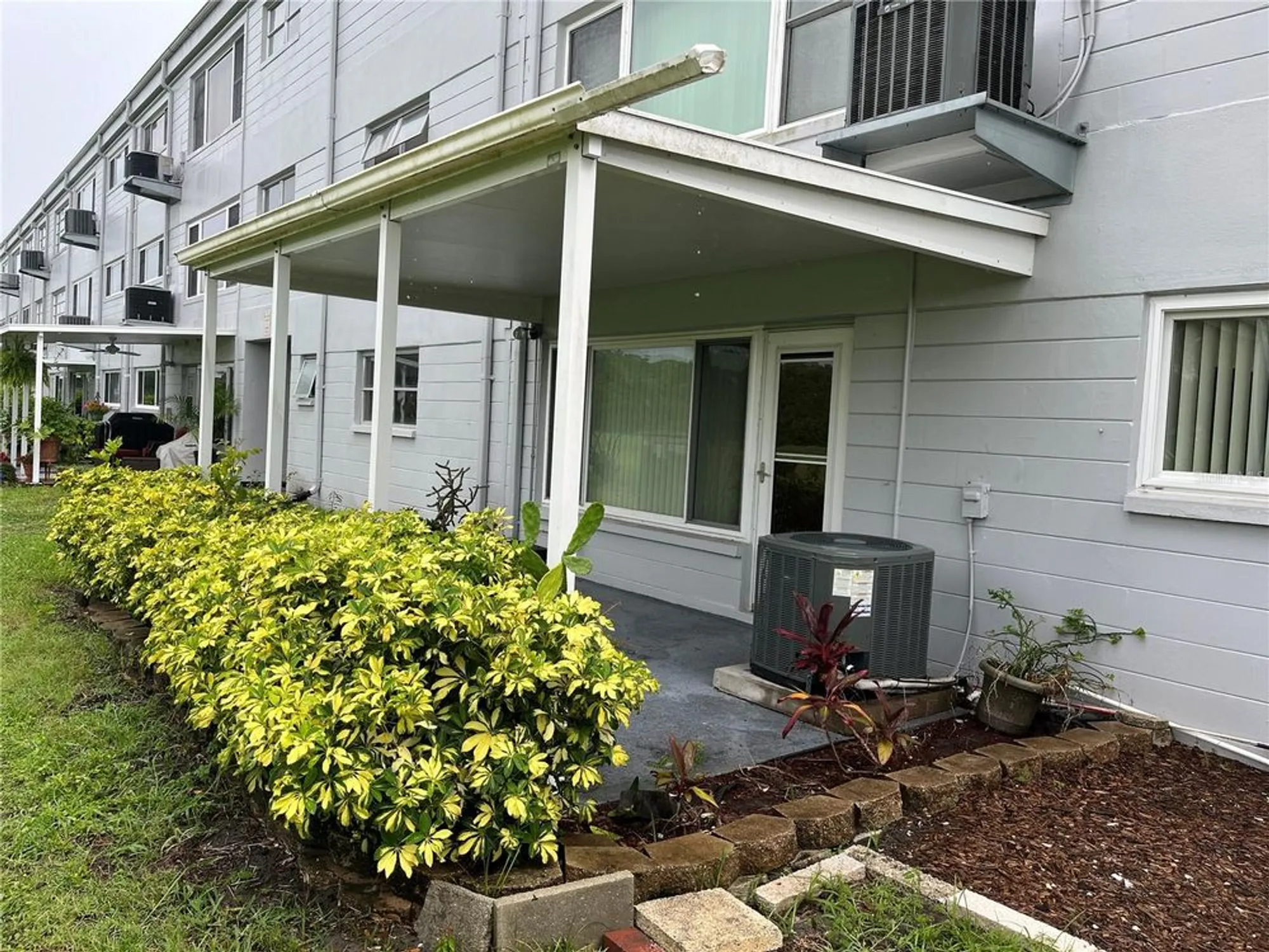 Property Slideshow image 30 of 53 | 2410 franciscan dr 18, Clearwater, FL, 33763