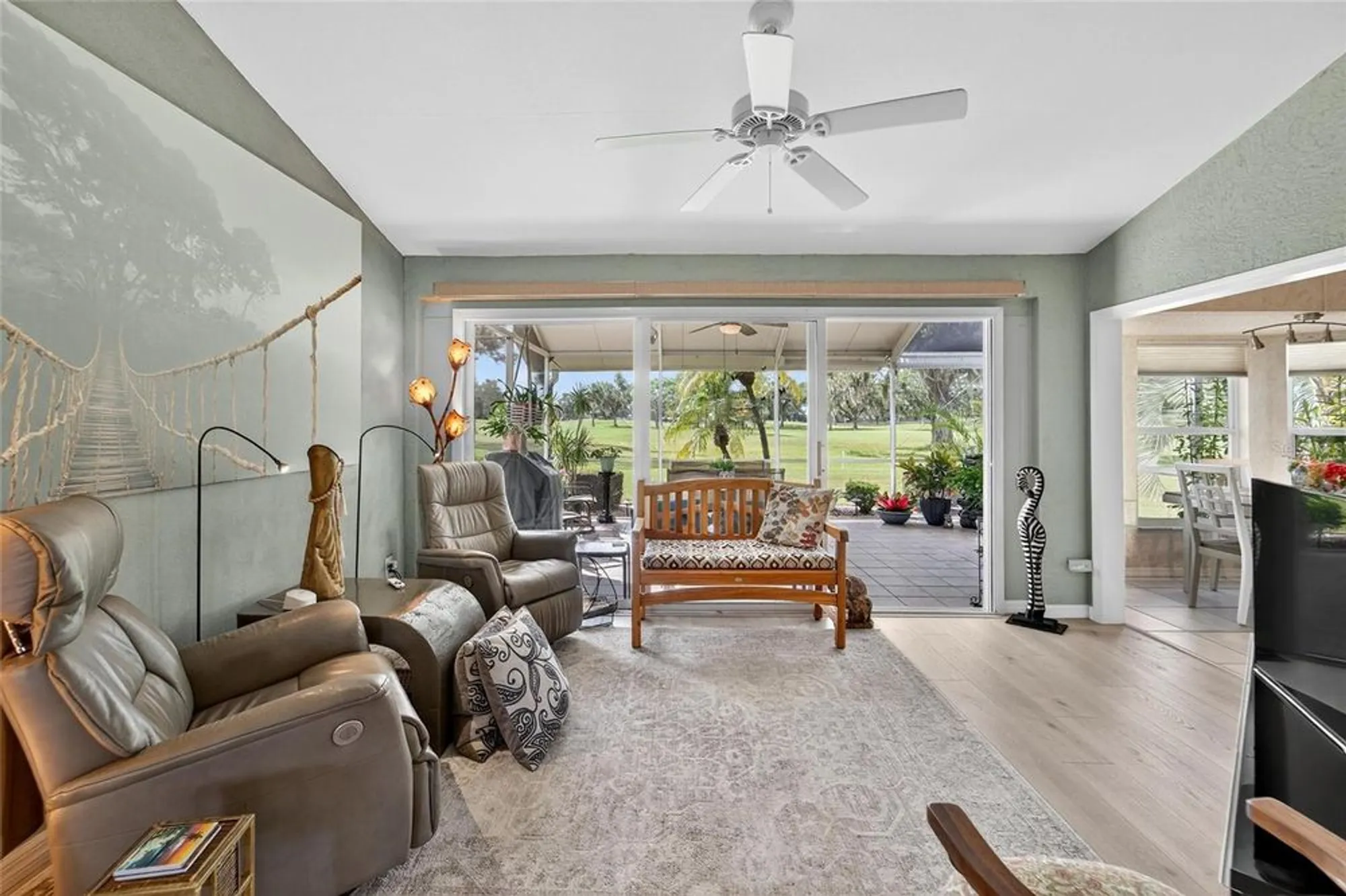 Property Slideshow image 13 of 73 | 326 caloosa palms ct, Sun City Center, FL, 33573
