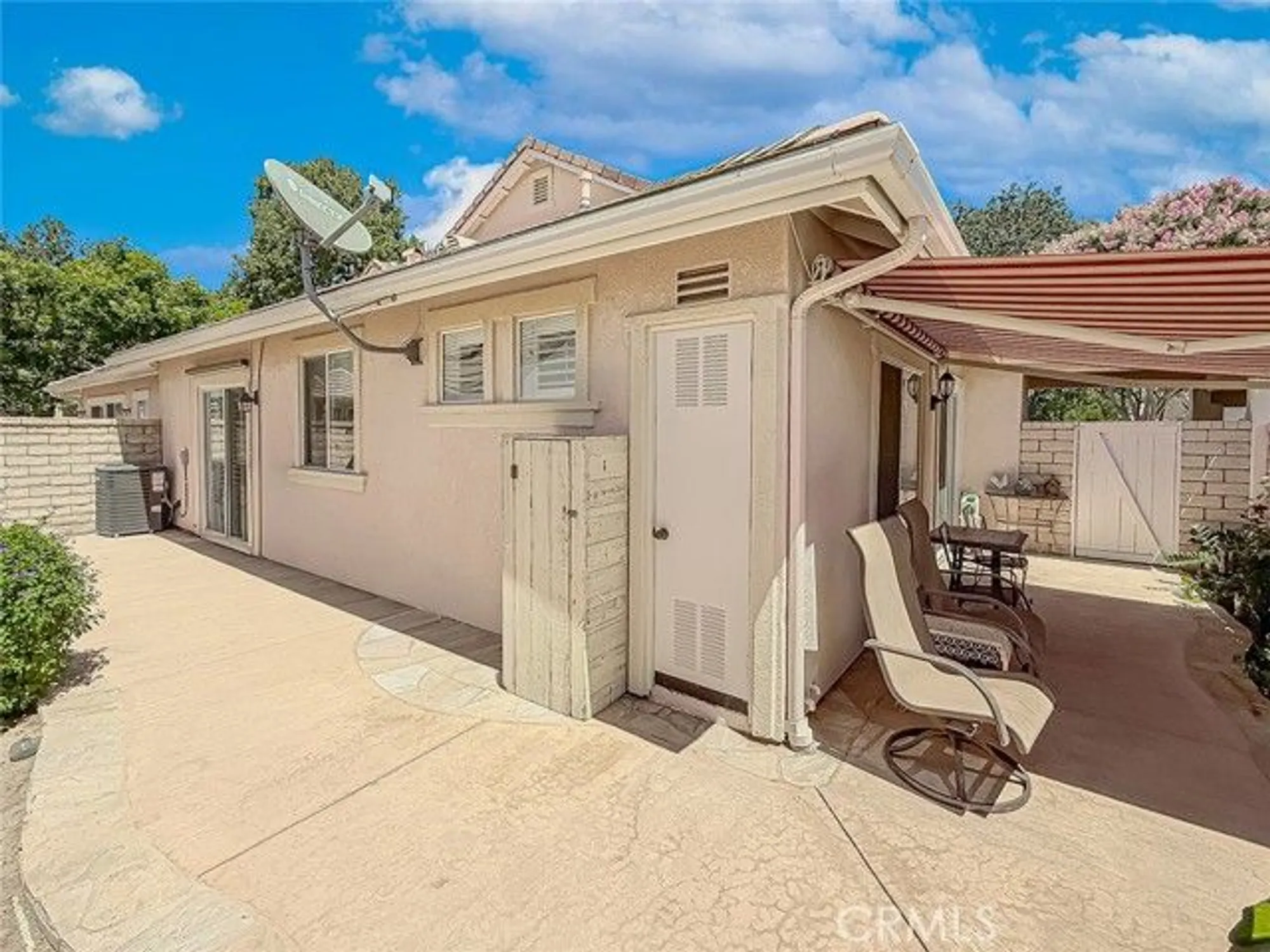 Property Slideshow image 36 of 47 | 2037 freesia ave, Simi Valley, CA, 93063