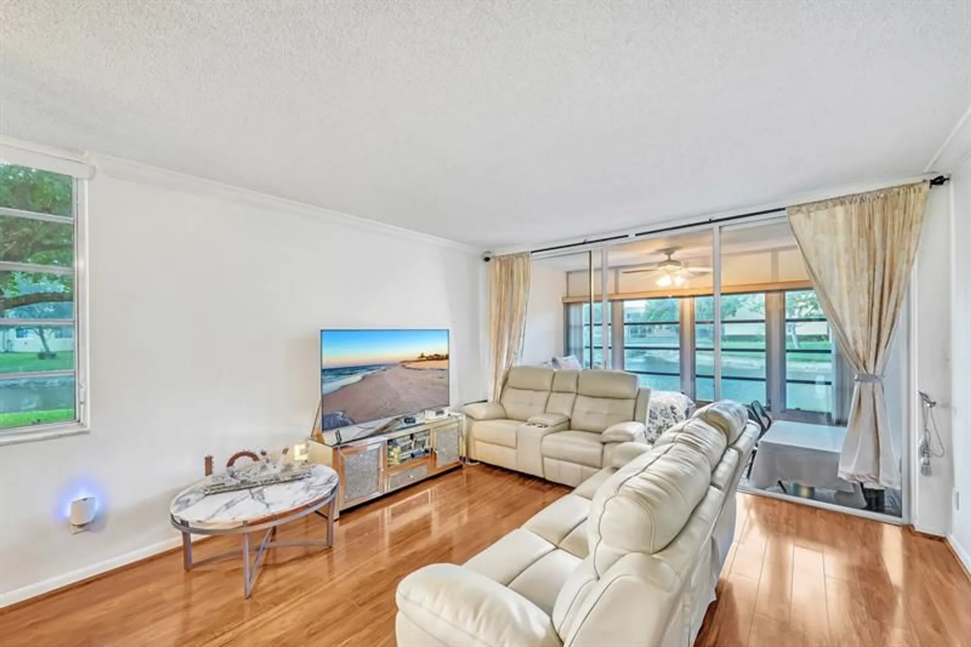 Property Slideshow image 25 of 41 | 5940 nw 64th ave apt 101, Tamarac, FL, 33319