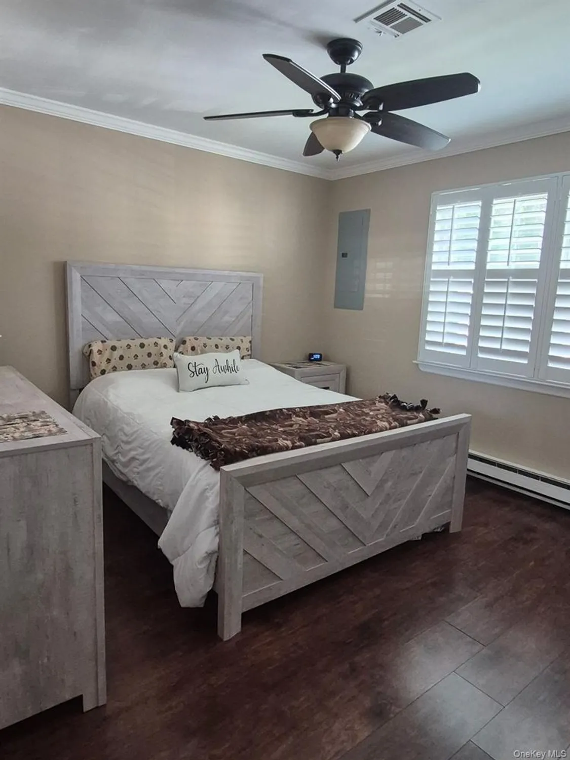 Property Slideshow image 17 of 21 | 424 woodbridge dr d, Ridge, NY, 11961