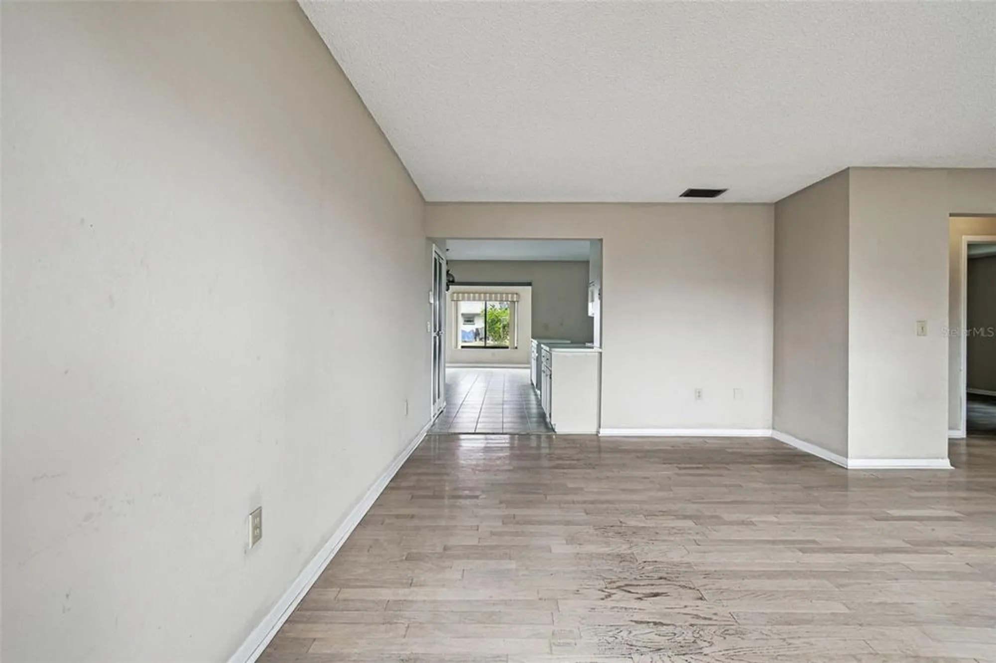 Property Slideshow image 18 of 100 | 1803 pineapple palm ct, Sun City Center, FL, 33573