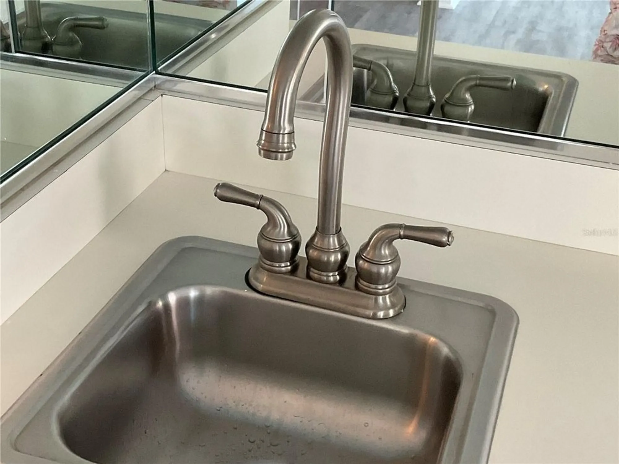 Property Slideshow image 15 of 28 | 7861 pine trace dr # 7861, Sarasota, FL, 34243