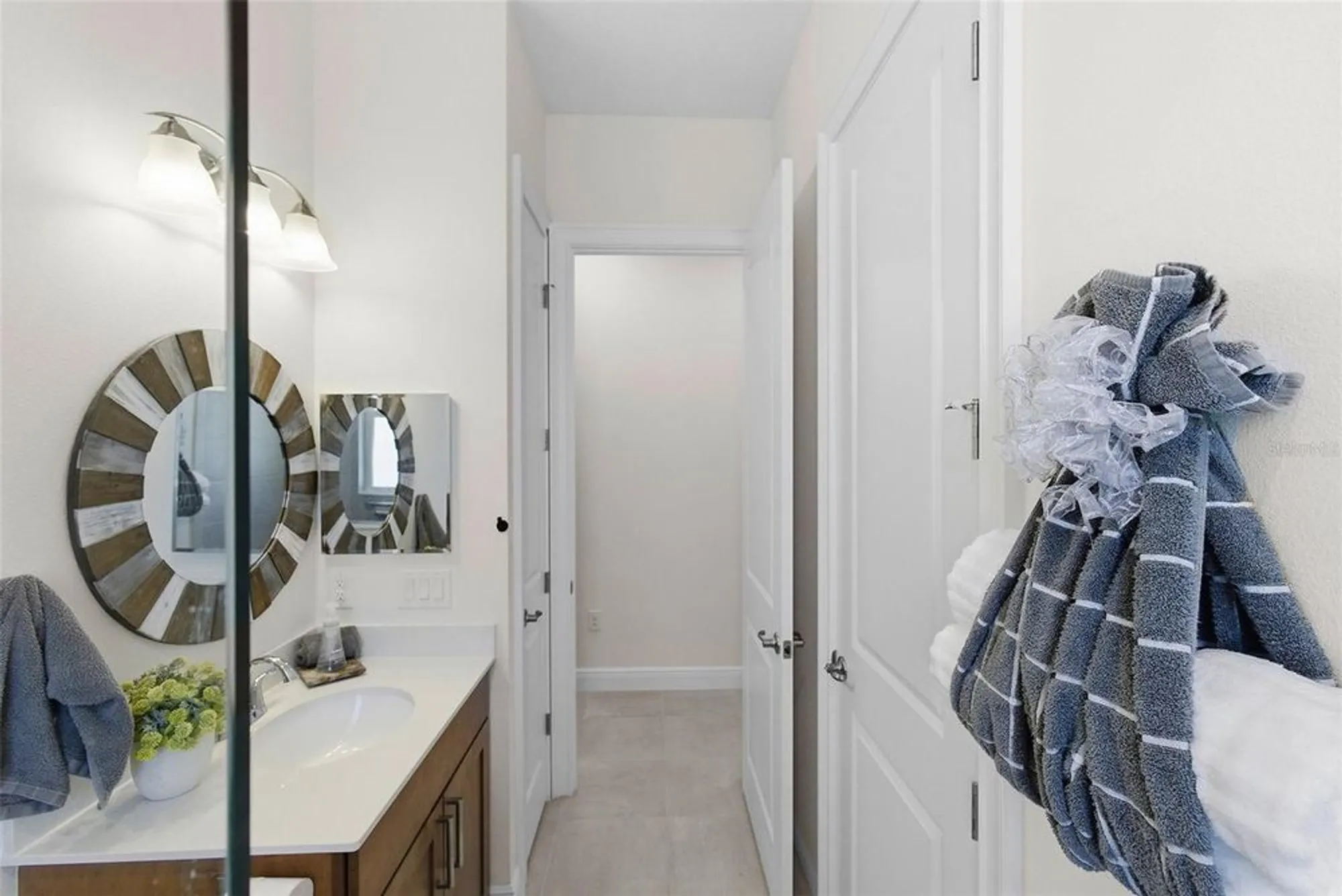 Property Slideshow image 33 of 62 | 5090 greens dr, Lady Lake, FL, 32159