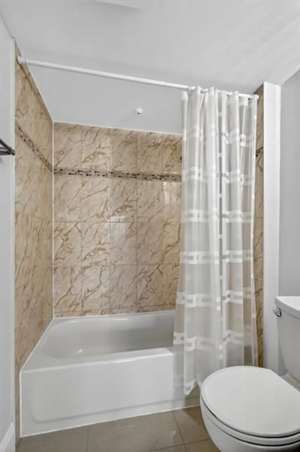 Property Slideshow image 39 of 39 | 1600 sw 127th way, Pembroke Pines, FL, 33027