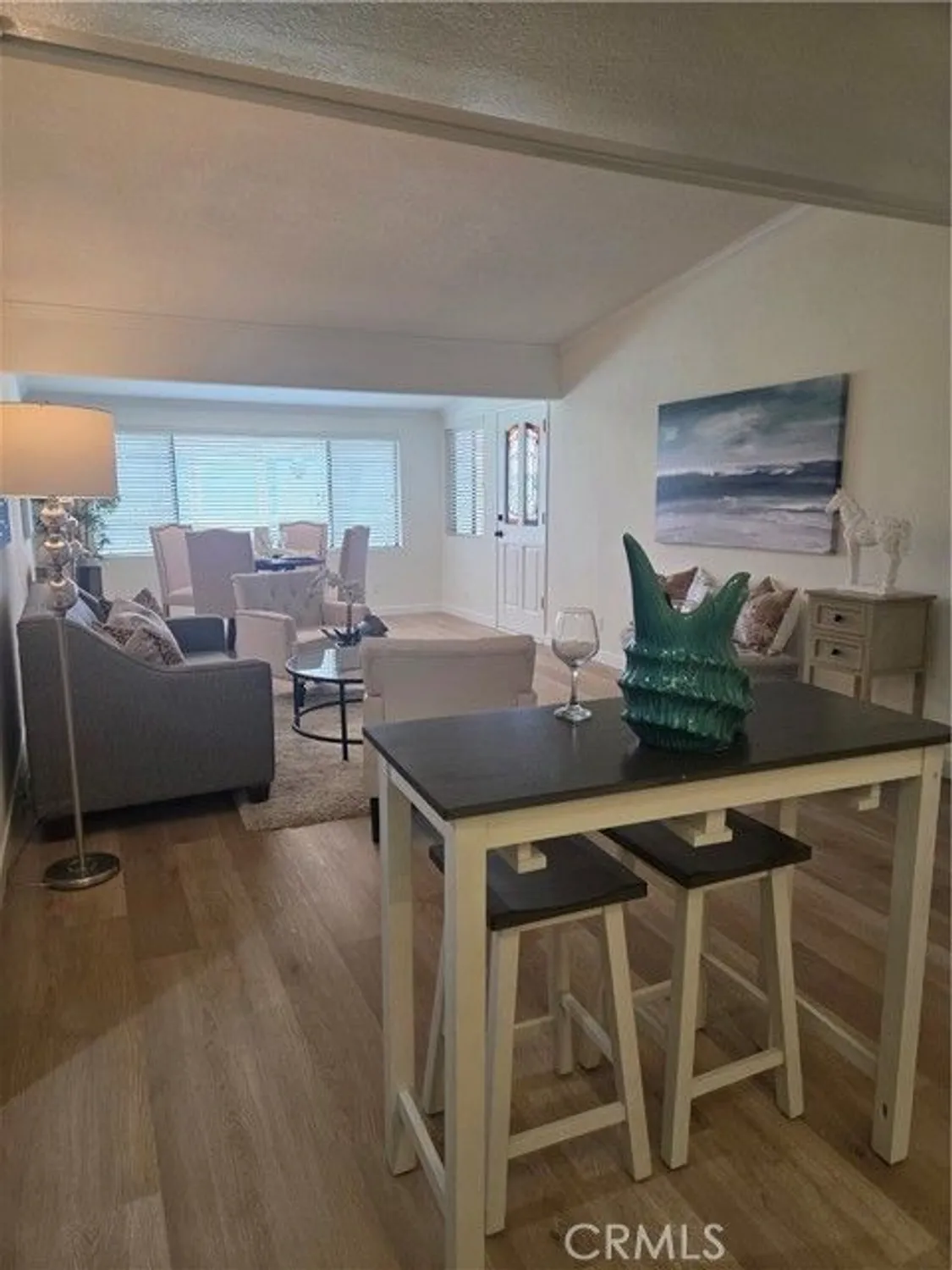 Property Slideshow image 10 of 18 | 1660 glenview rd, Seal Beach, CA, 90740