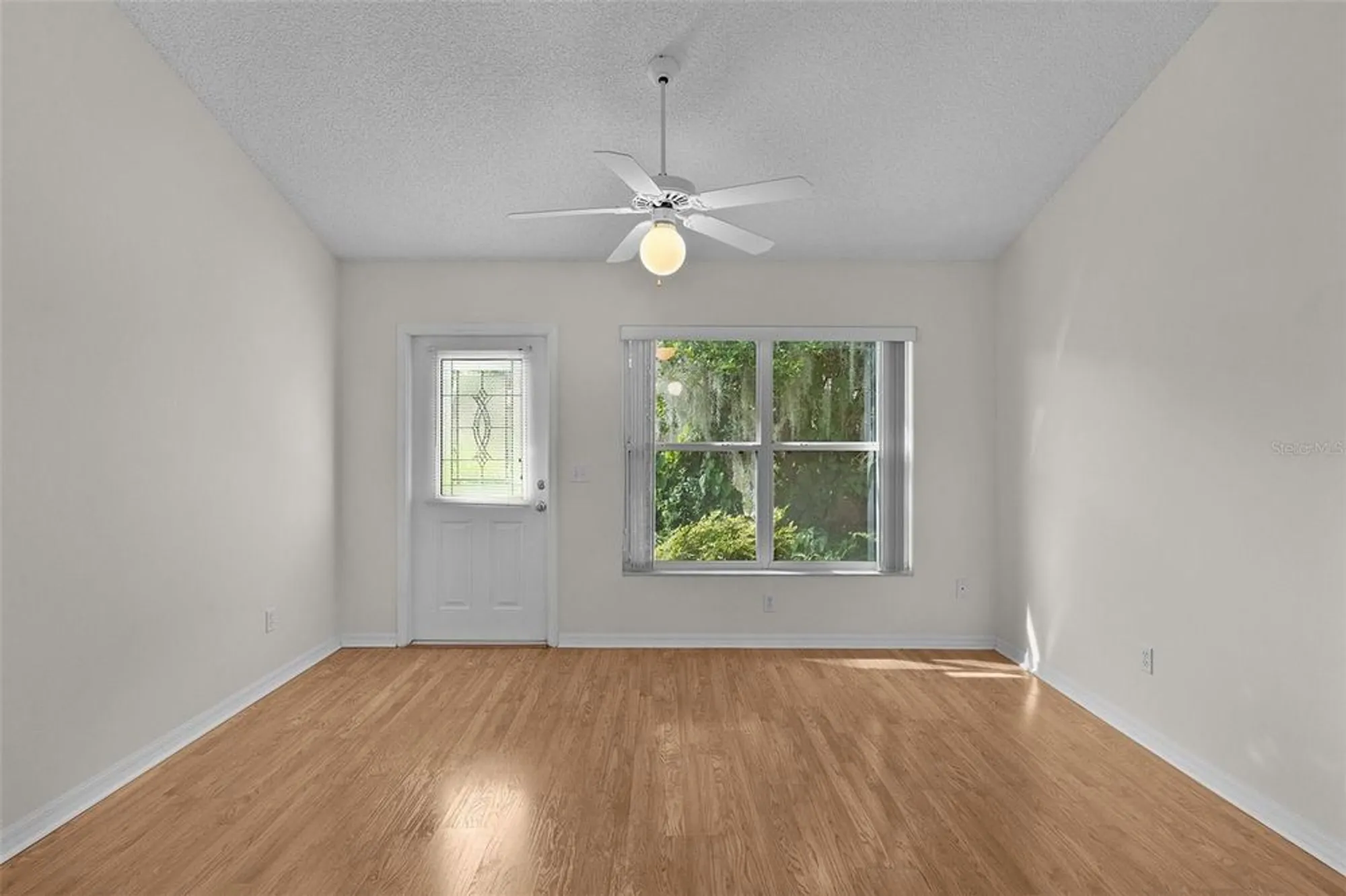 Property Slideshow image 32 of 44 | 912 ventura dr, The Villages, FL, 32159