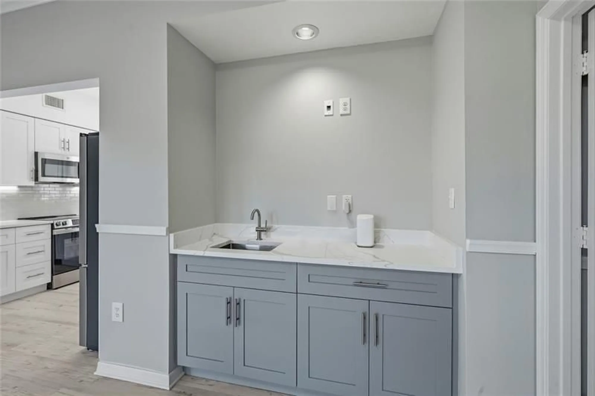 Property Slideshow image 11 of 29 | 5060 harmony cir apt 104, Vero Beach, FL, 32967