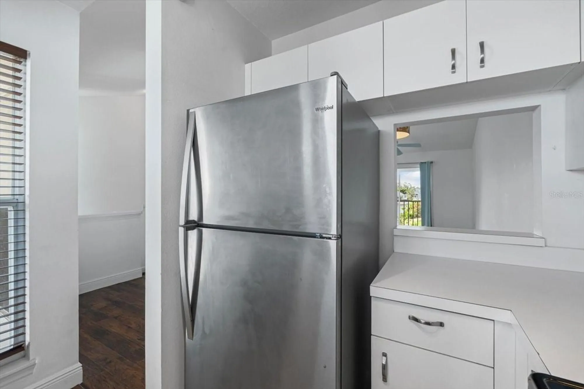 Property Slideshow image 11 of 65 | 970 sandpiper cir # 970, Bradenton, FL, 34209