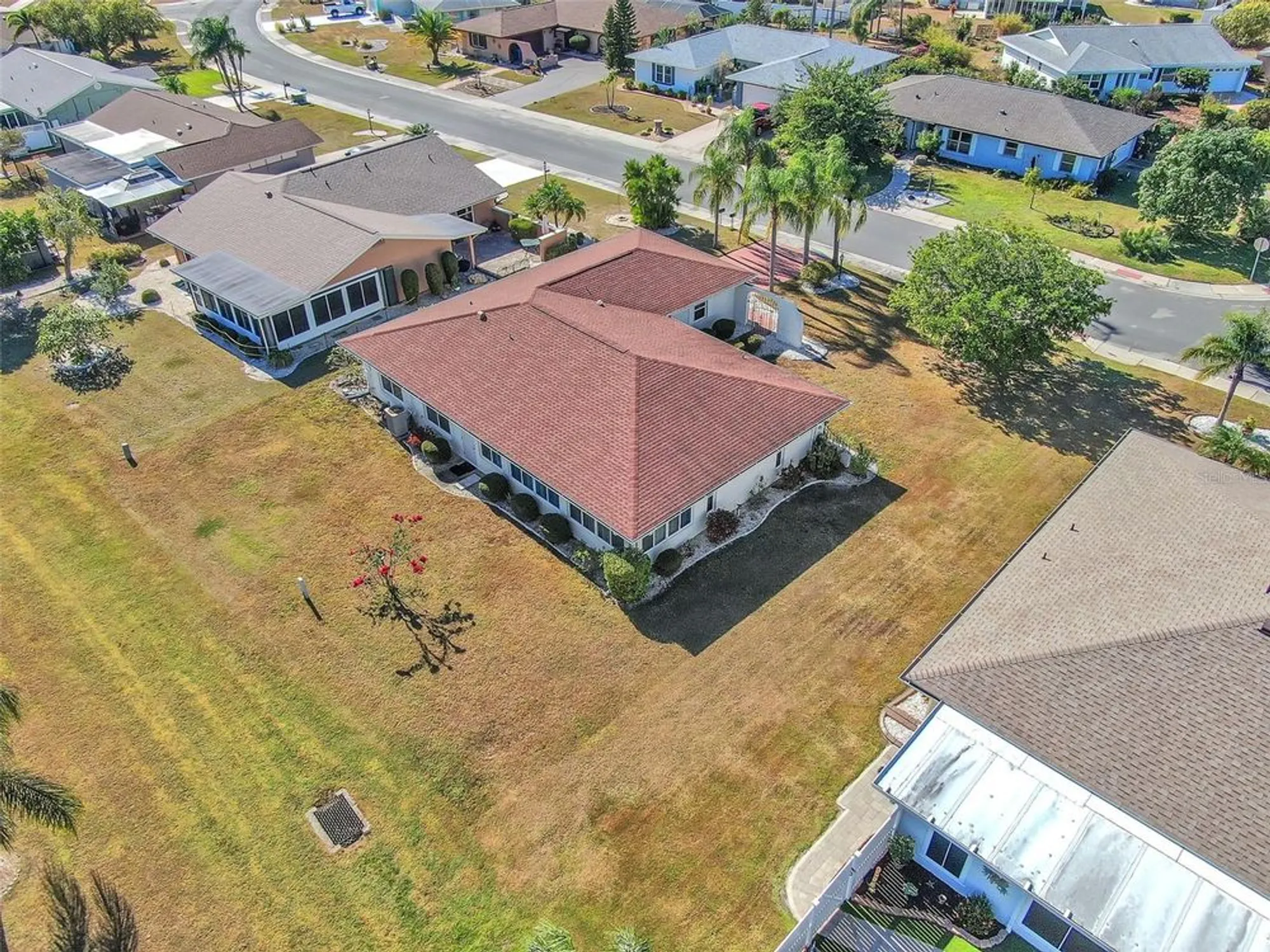 Property Slideshow image 27 of 30 | 1722 coco palm cir, Sun City Center, FL, 33573