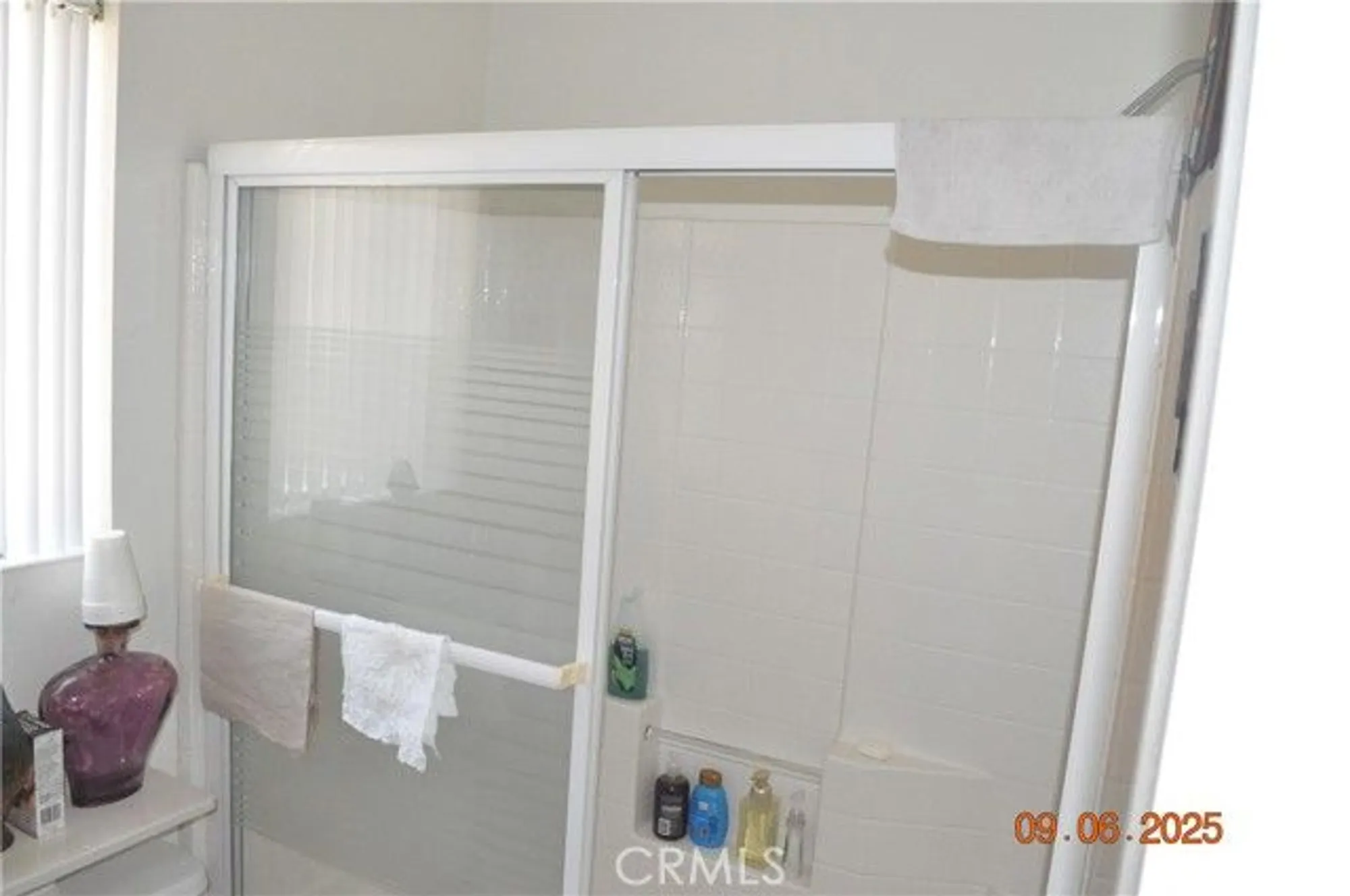 Property Slideshow image 11 of 20 | 11584 oak st, Apple Valley, CA, 92308