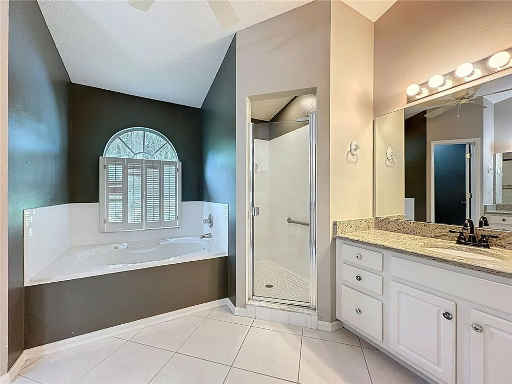 Property Slideshow image 27 of 43 | 4614 river ridge dr, Leesburg, FL, 34748