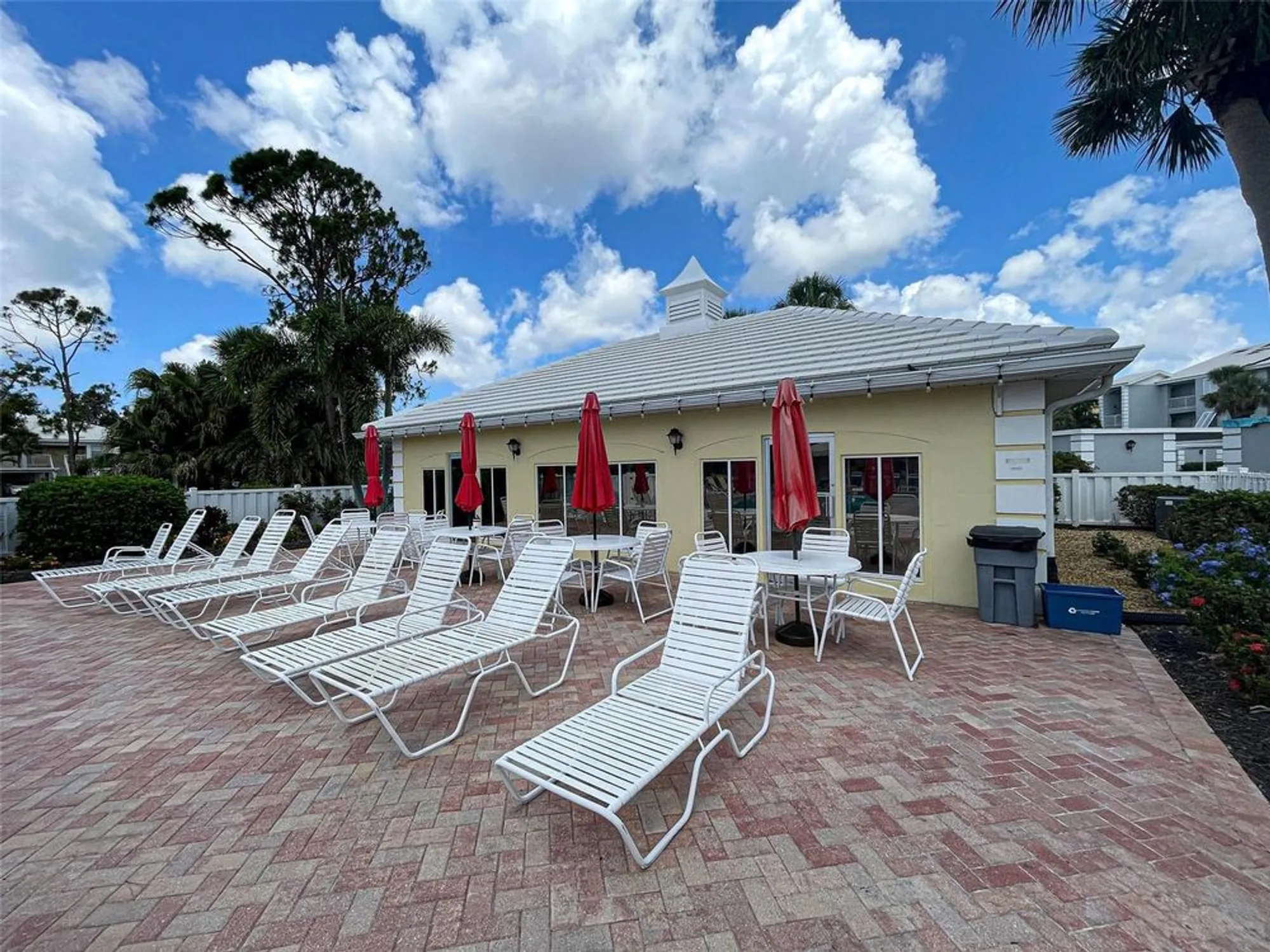 Property Slideshow image 43 of 76 | 418 cerromar ct 261, Venice, FL, 34293