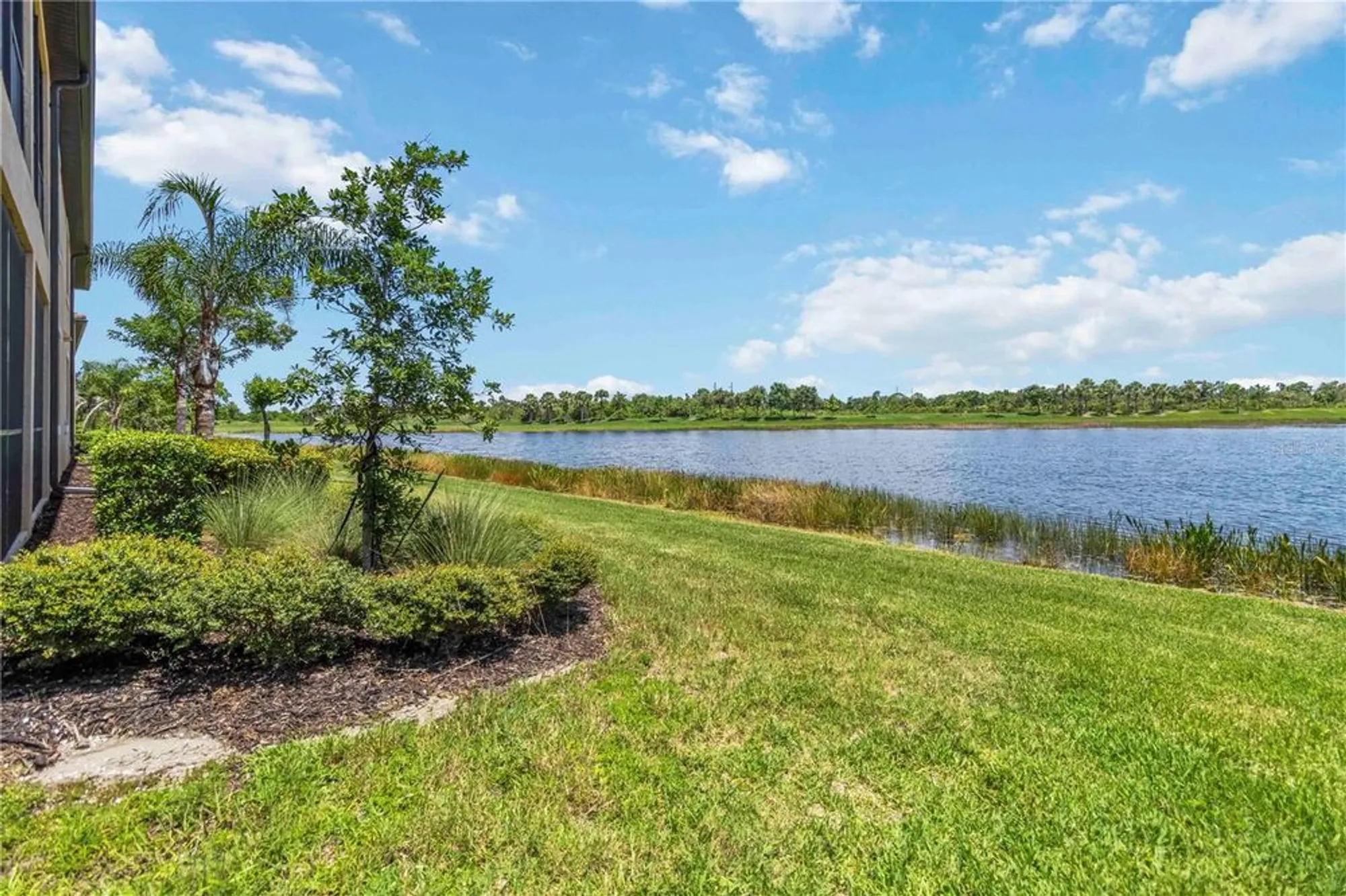 Property Slideshow image 45 of 100 | 10801 tarflower dr 102, Venice, FL, 34293