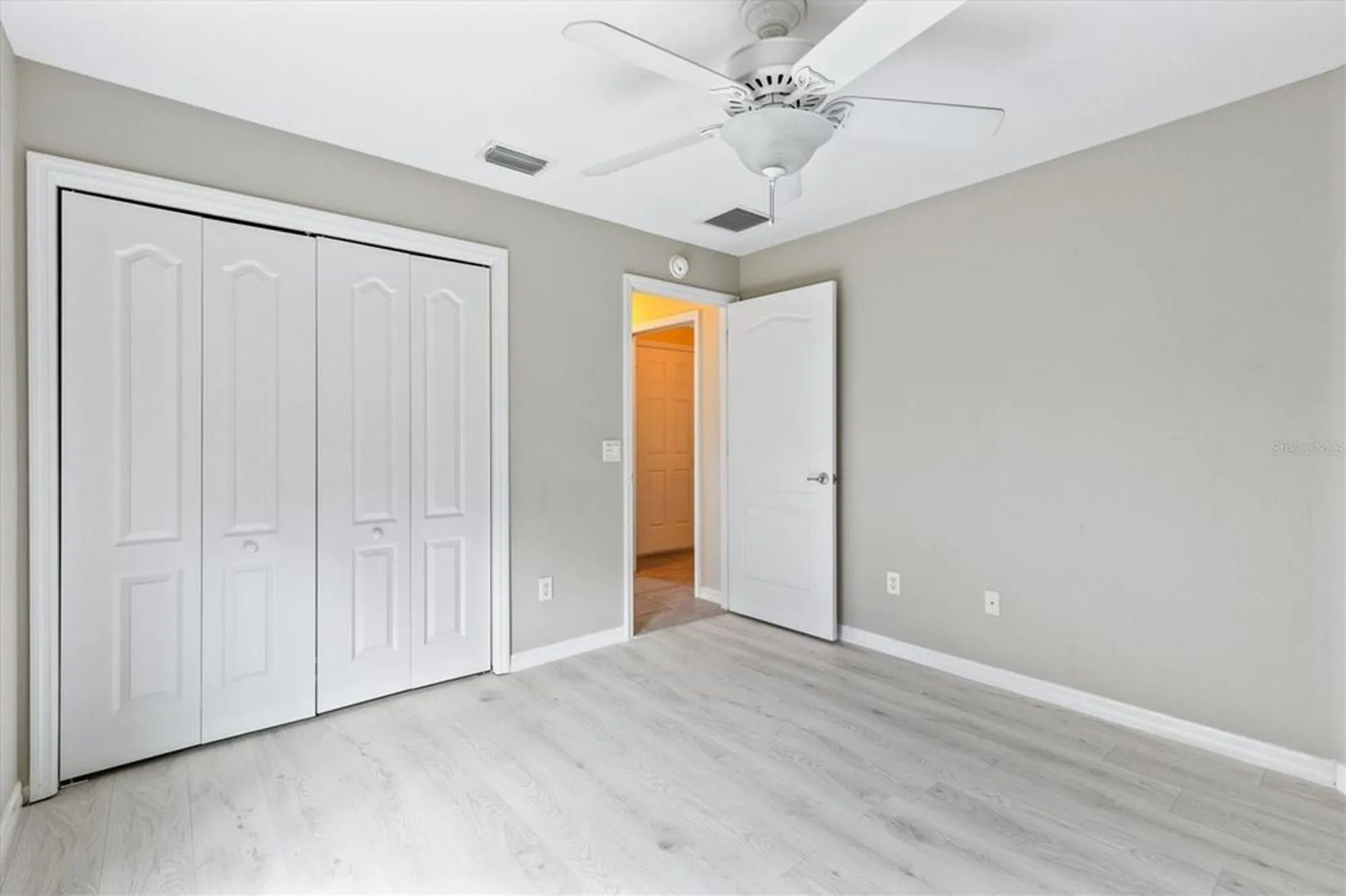 Property Slideshow image 20 of 28 | 611 allenwood loop, The Villages, FL, 32162