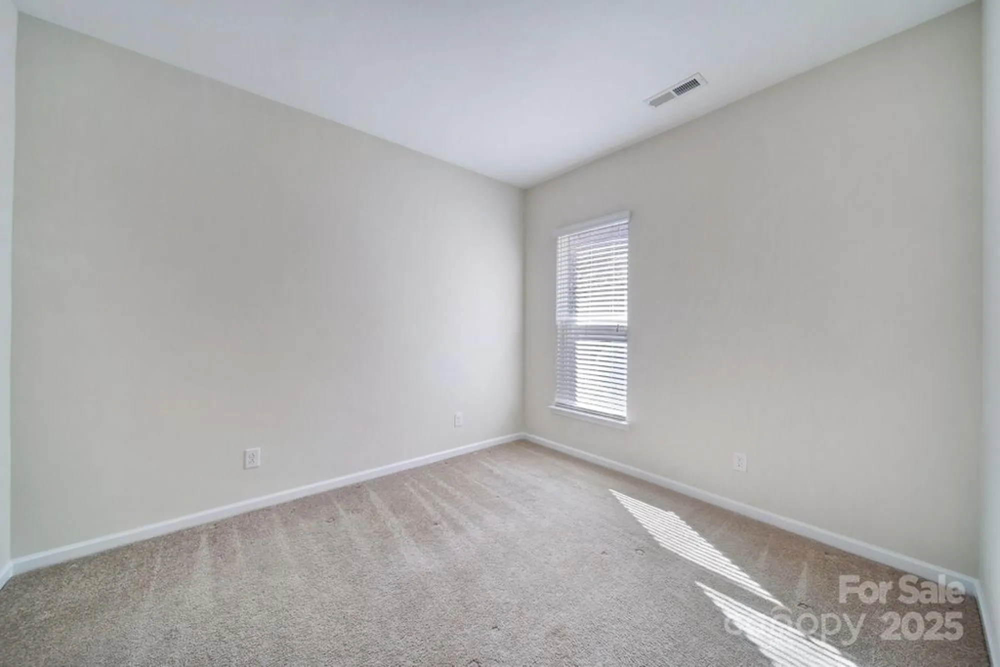 Property Slideshow image 25 of 41 | 20257 dovekie ln, Fort Mill, SC, 29707