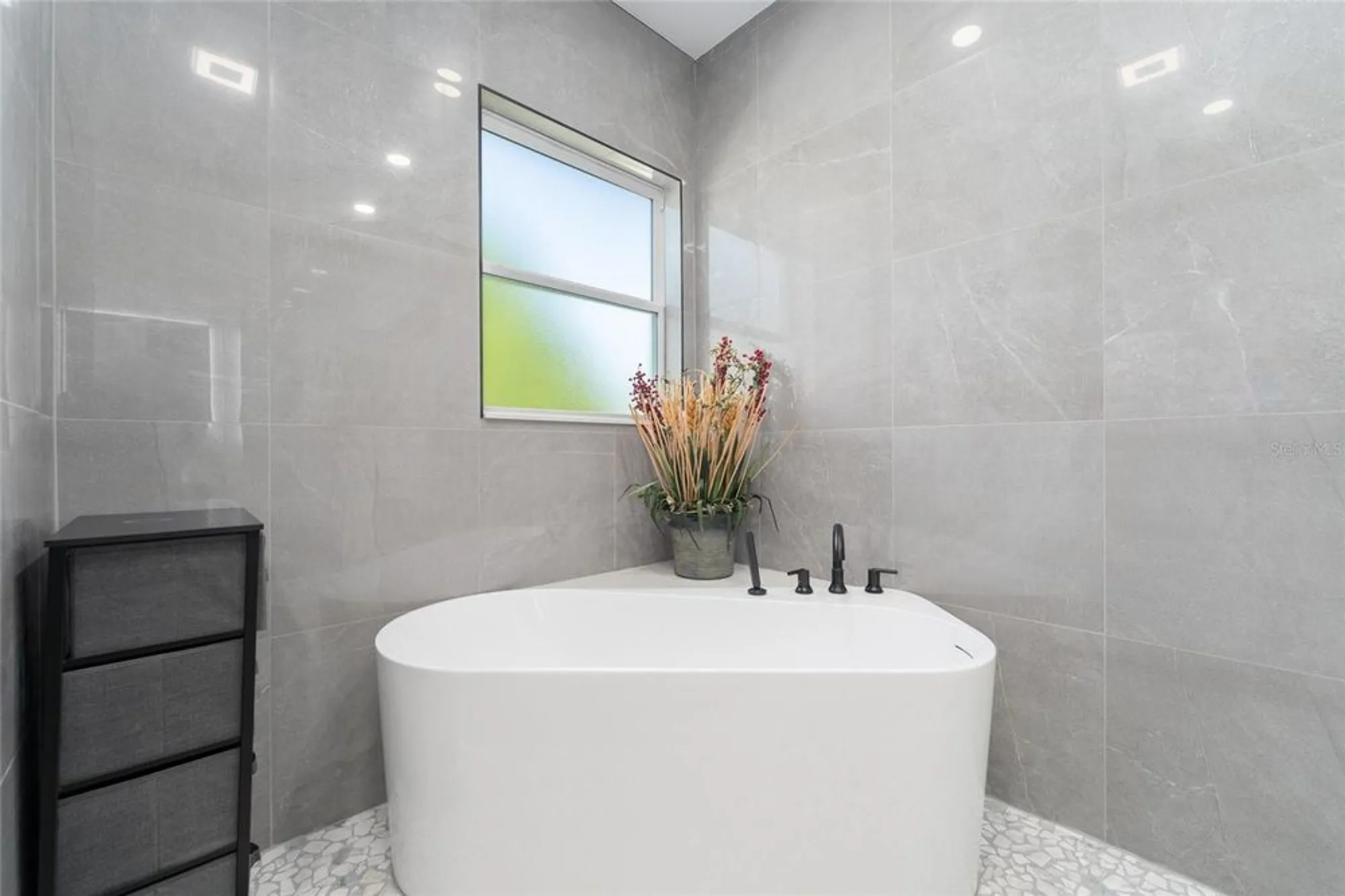 Property Slideshow image 60 of 86 | 1837 sunset ridge dr, The Villages, FL, 32162