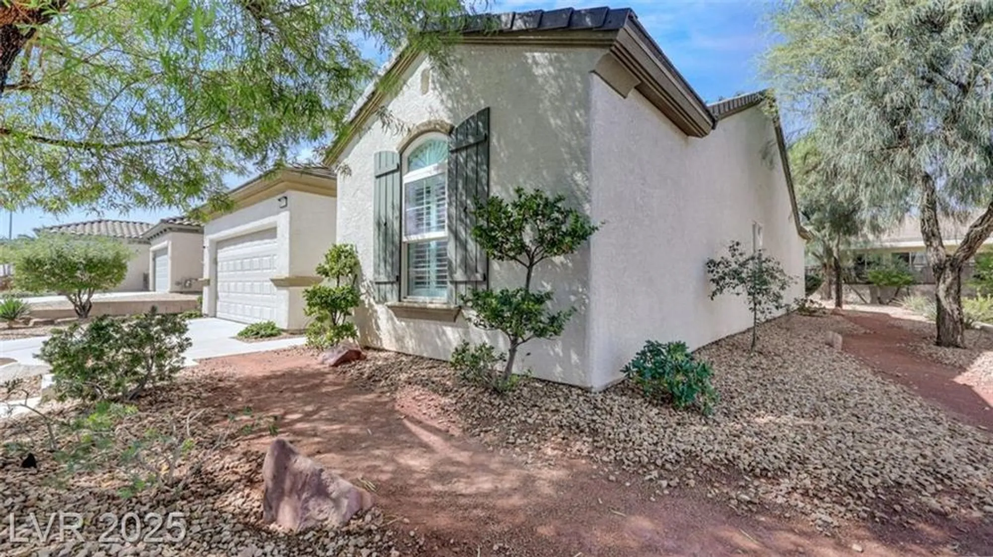 Property Slideshow image 11 of 65 | 2119 burtonsville dr, Henderson, NV, 89044