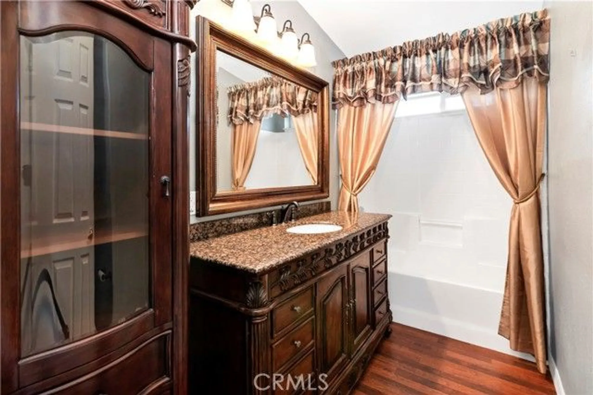 Property Slideshow image 30 of 48 | 2752 peach tree st, Hemet, CA, 92545