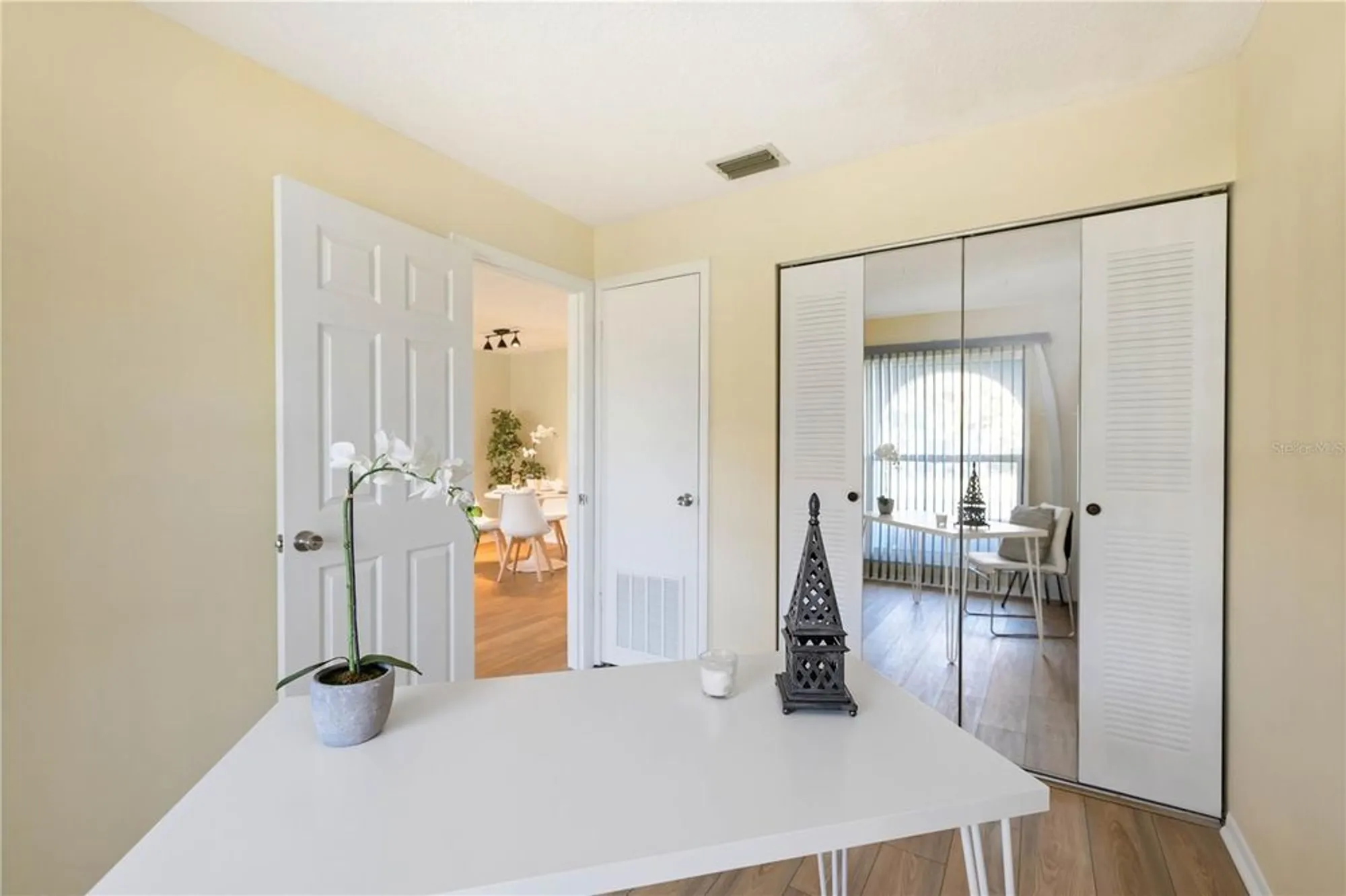 Property Slideshow image 9 of 34 | 4001 38th avenue dr w # 4001, Bradenton, FL, 34205