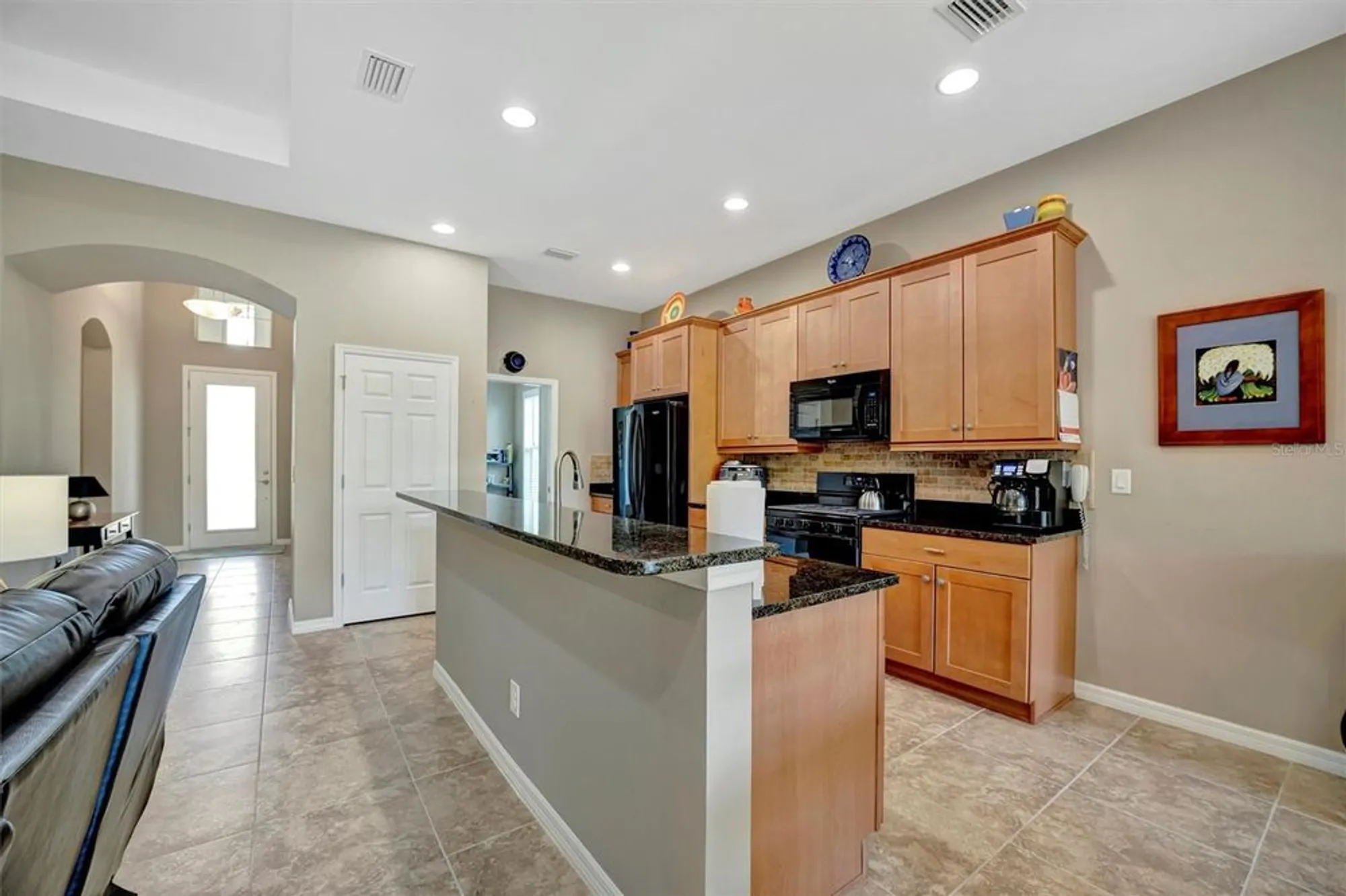 Property Slideshow image 20 of 78 | 5009 lake overlook ave, Bradenton, FL, 34208